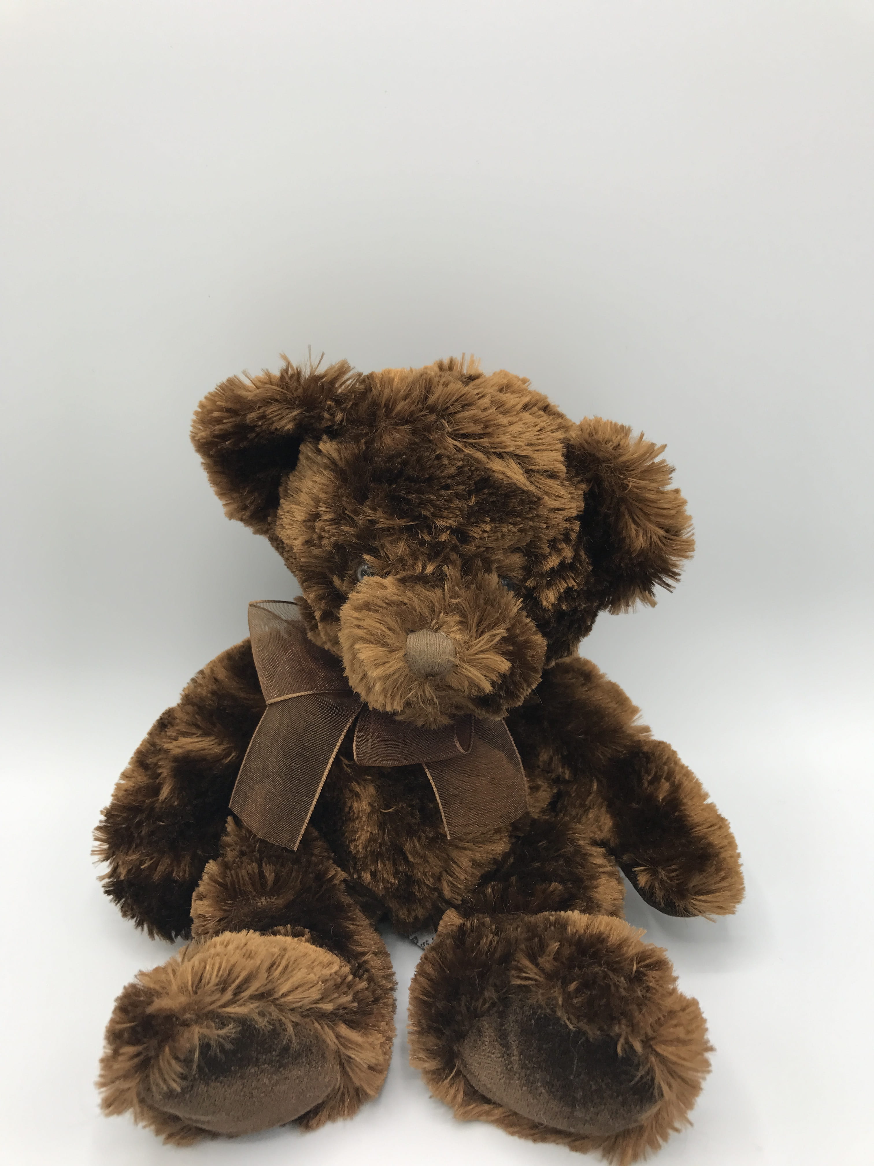 toy animal, still life, stuffed toy, collection, studio shot, brown, sitting, close-up, toys, animal representation, toy, teddy bear, indoors, model, doll, Phone HD Wallpaper
