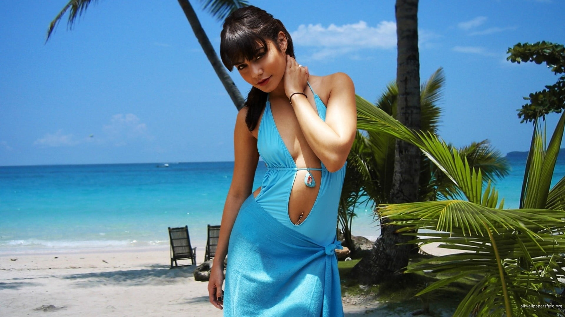 top, piercing, palm tree, blue, s, looking at viewer, tree, hairstyle, land, young women, clothing, turquoise colored, tropical climate, horizon over water, HD Wallpaper