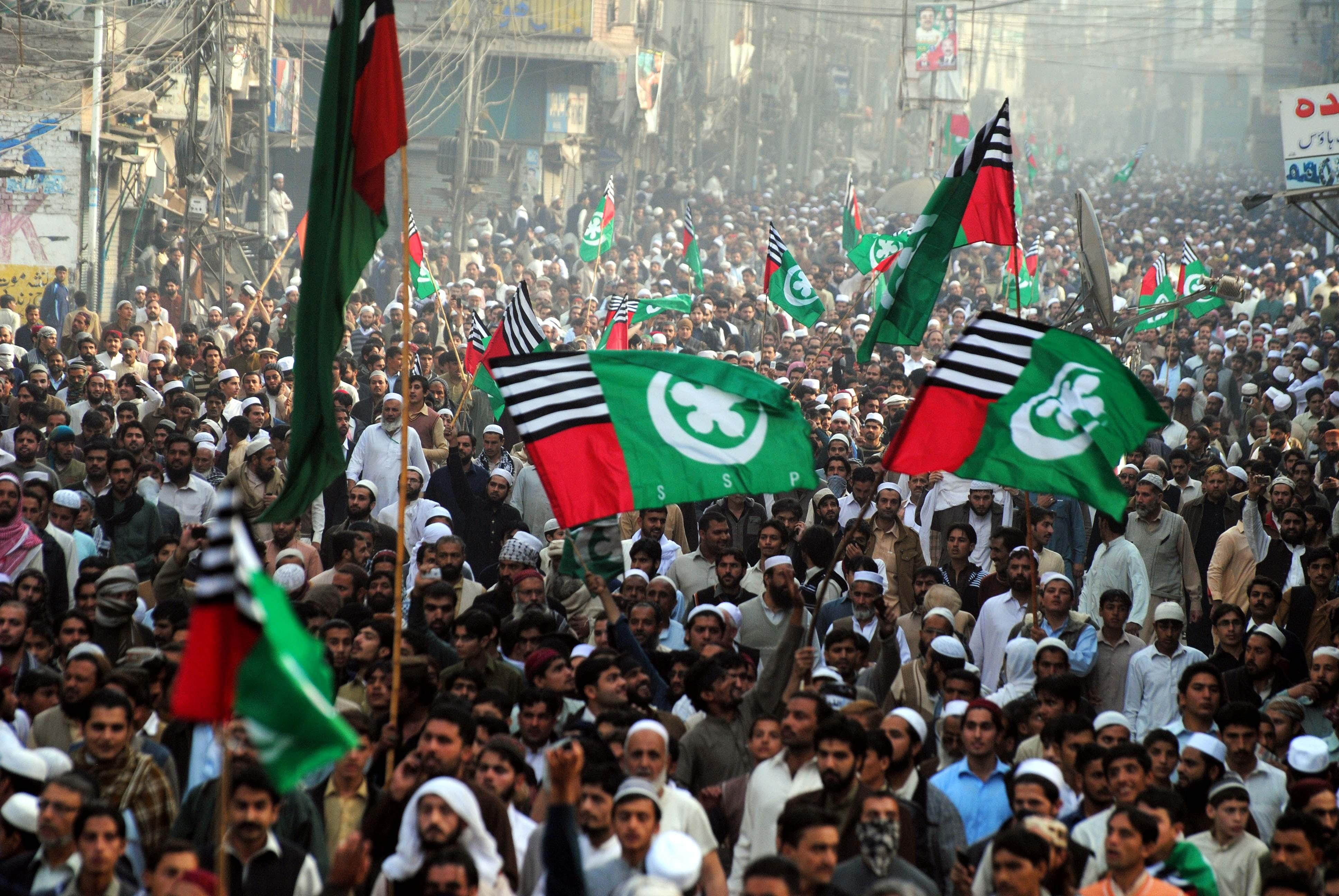 march, anarchy, flag, protest, crowd, 4K, HD Wallpaper