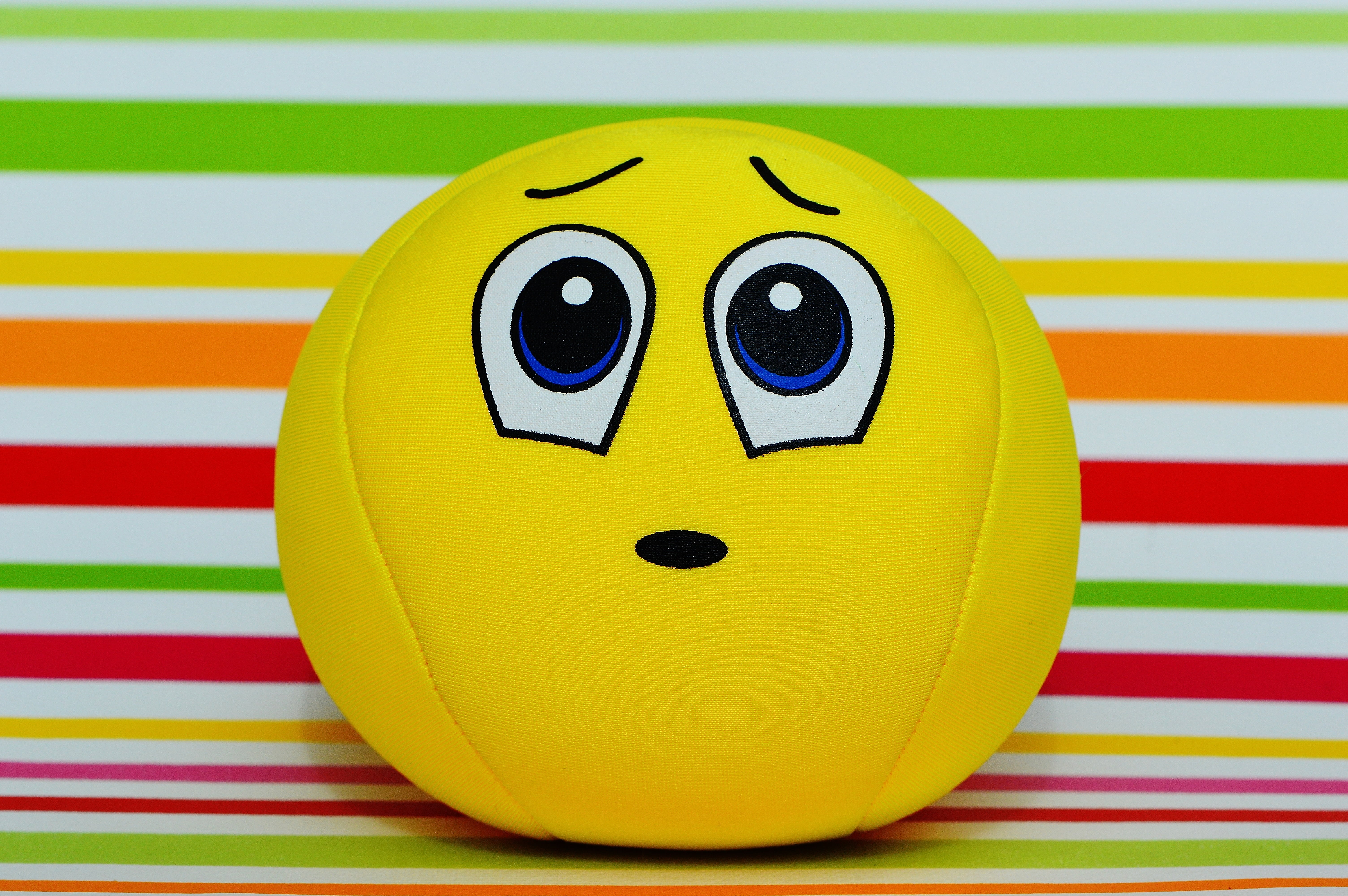 white, yellow, animal, funny, art and craft, multi colored, representation, multicolored, excuse me, close-up, still life, face, 5K, anthropomorphic smiley face, HD Wallpaper