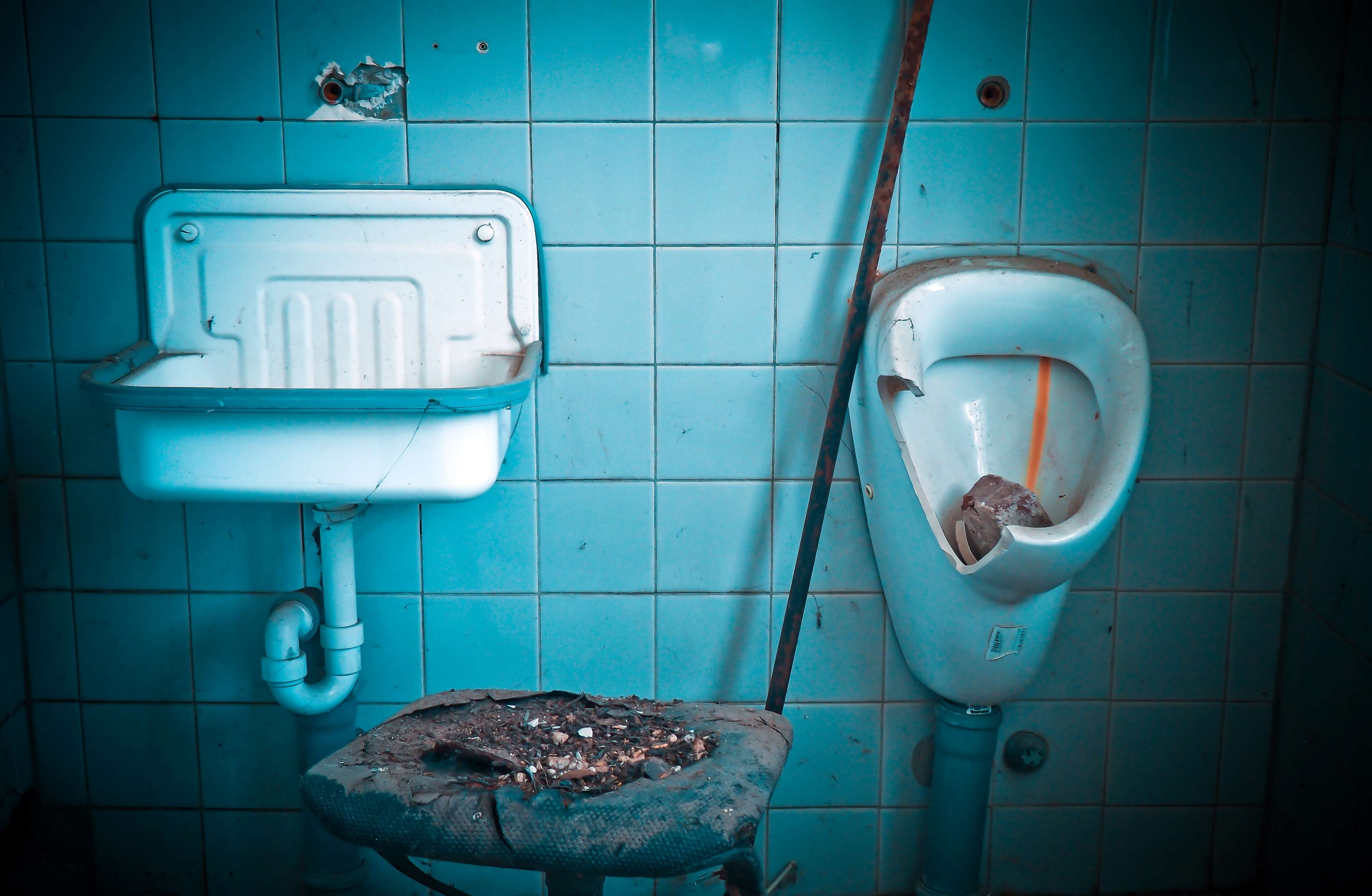 hygiene, mood, ailing, urinal, industrial plant, tile, loo, wall - building feature, break up, graffiti, industrial building, absence, decay, abandoned, HD Wallpaper