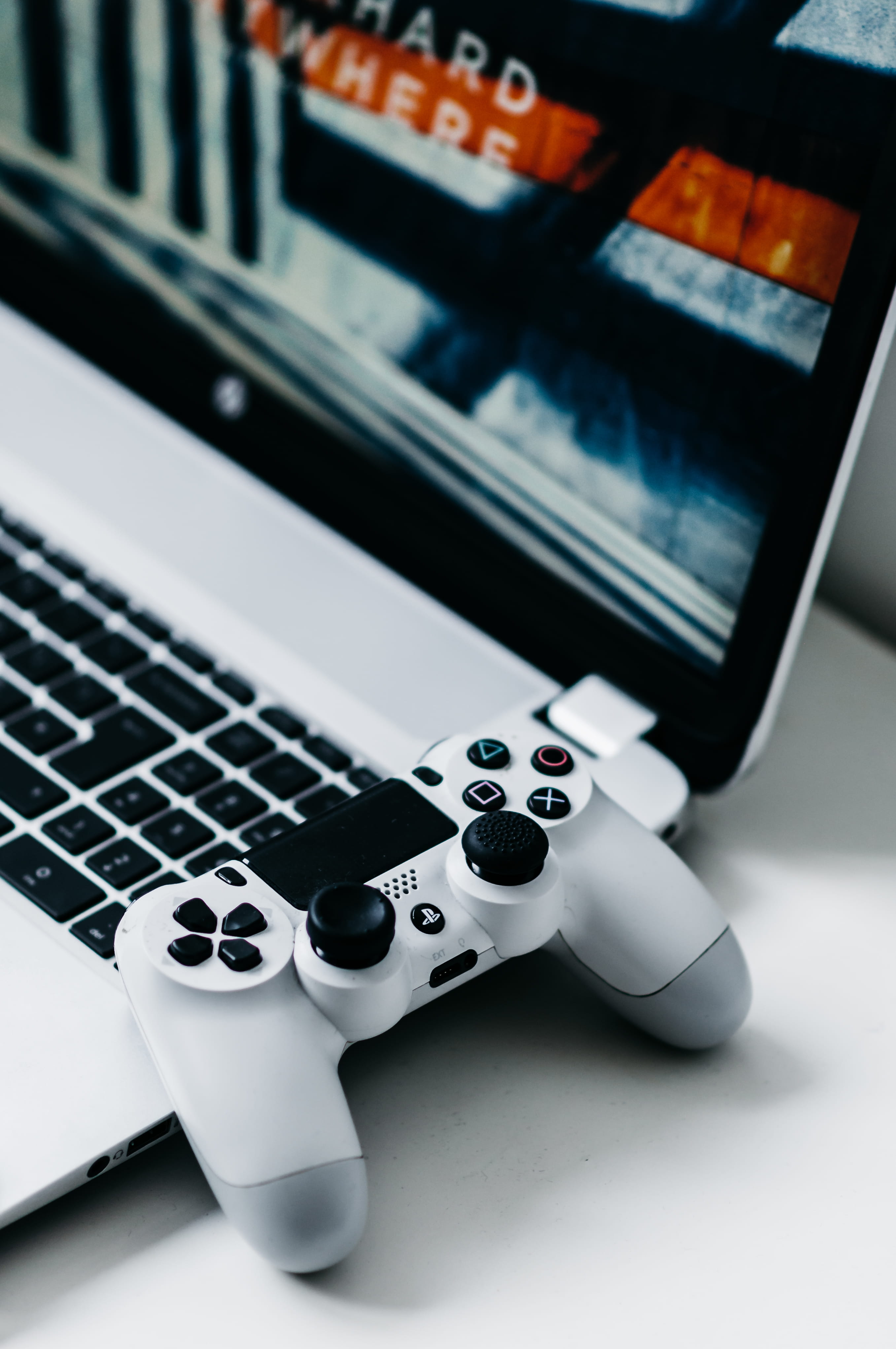 computer Monitor, equipment, communication, laptop, close-up, business, computer Mouse, clean, bokeh, pC, wireless Technology, liquid-Crystal Display, blur, Phone HD Wallpaper