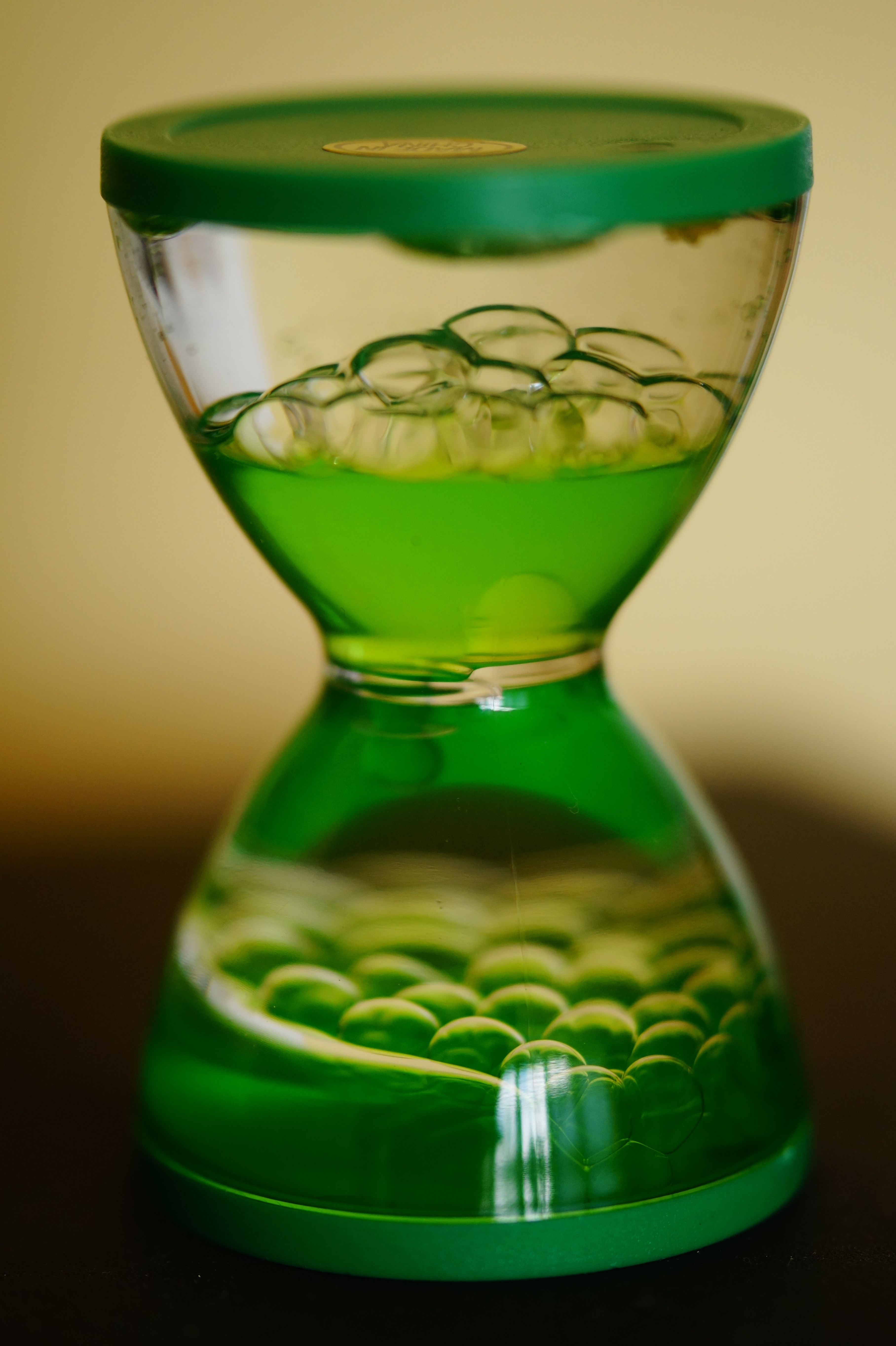 focus on foreground, studio shot, drinking glass, transparent, still life, children, indoors, design, food, distribution, household equipment, liquid, reflection, Phone HD Wallpaper