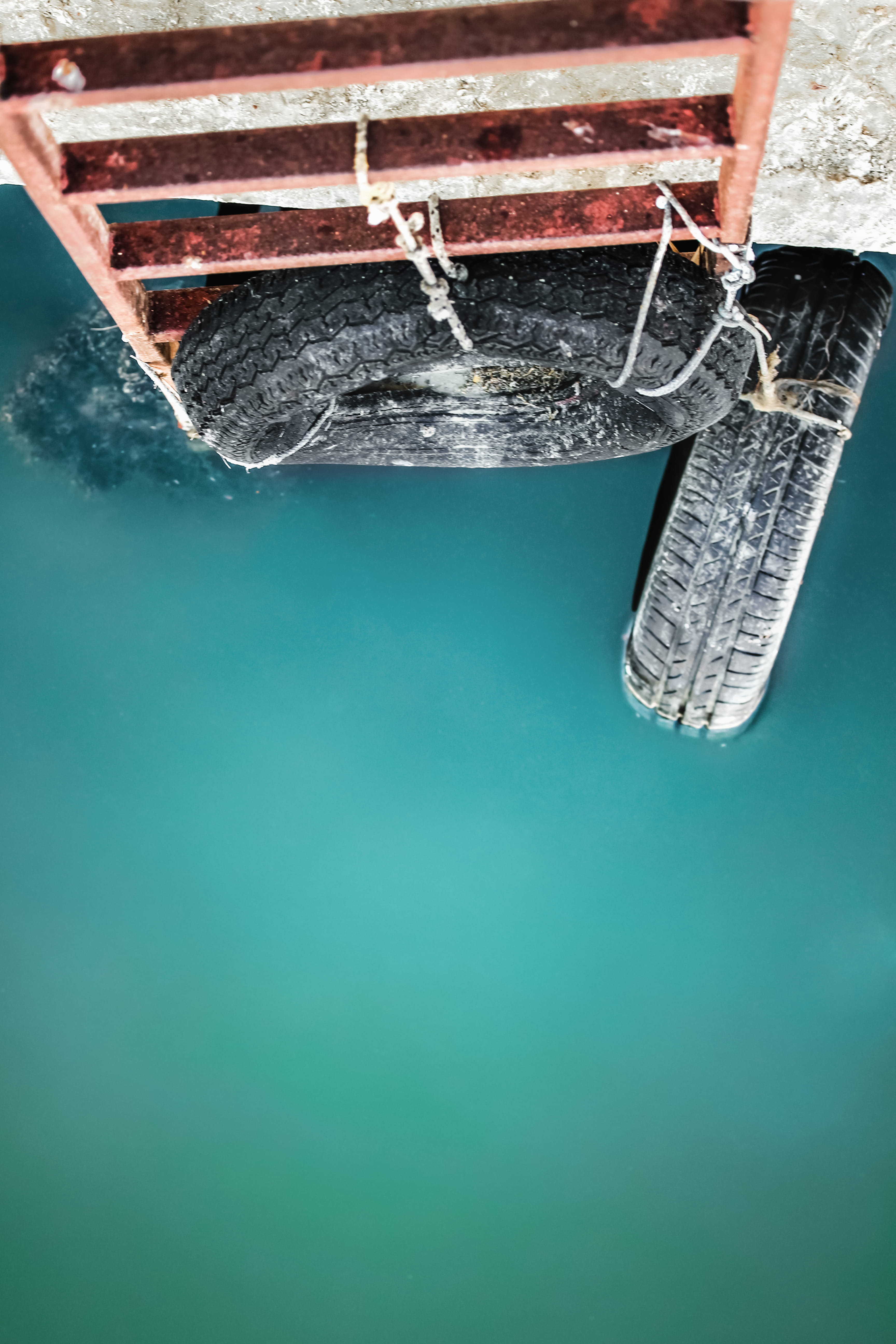 outdoors, day, copy space, human body part, aquamarine, holiday, transportation, low section, bathing, lefkimmi, bath, river, sea, steps, one person, nature, Phone HD Wallpaper