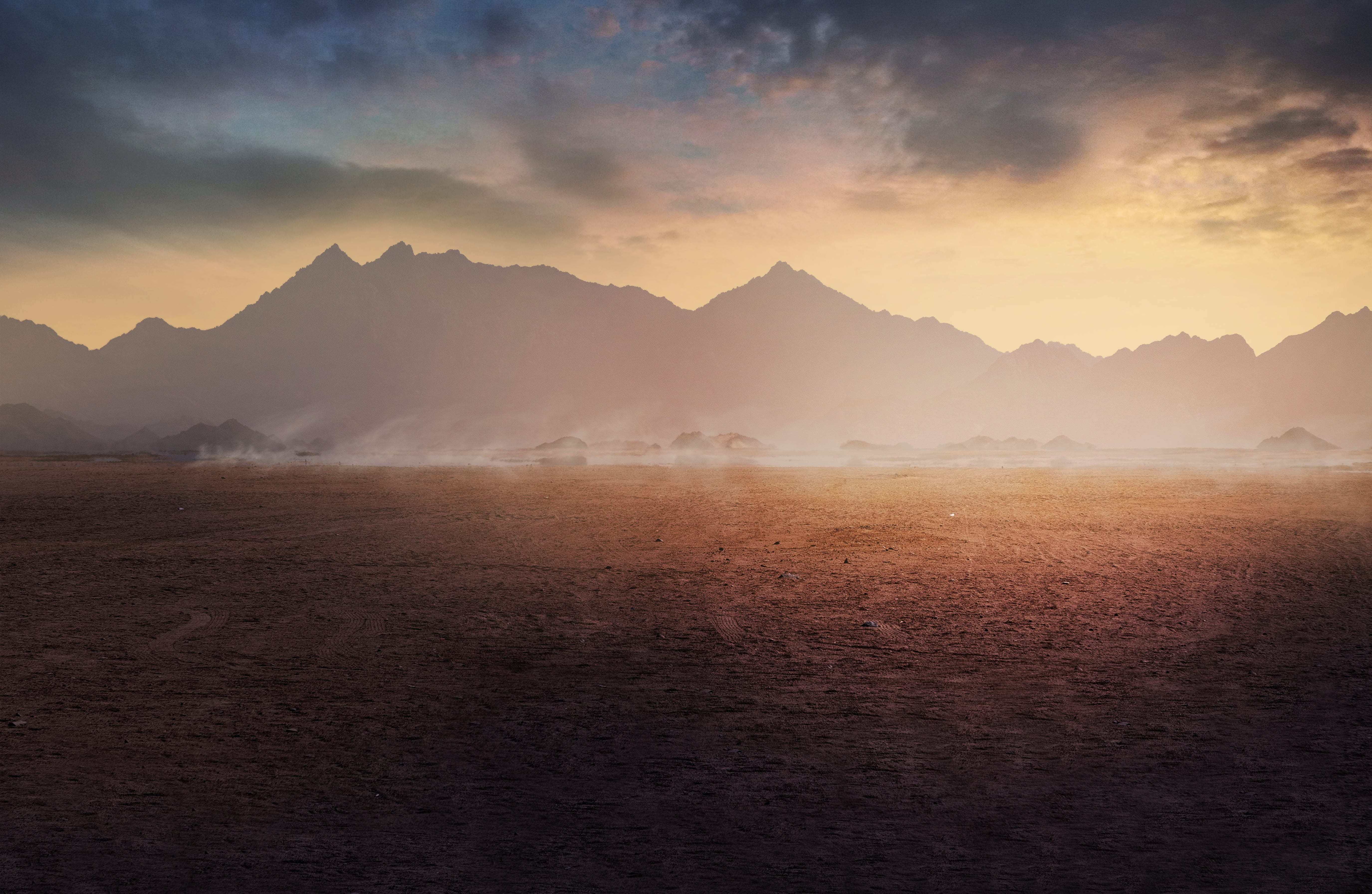 vision, 5K, sunrise, roter sand, tranquility, sunlight, fog, nature, desert, brown, mountain range, no people, field, panorama, travel destinations, mood, HD Wallpaper
