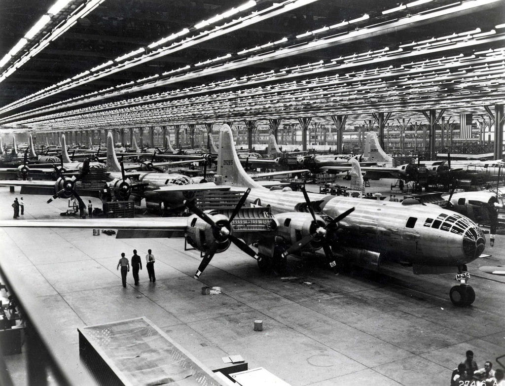 boeing, black And White, mode of transportation, line, aerospace industry, high angle view, group of people, public transportation, 1944, airport, concepts And Ideas, HD Wallpaper