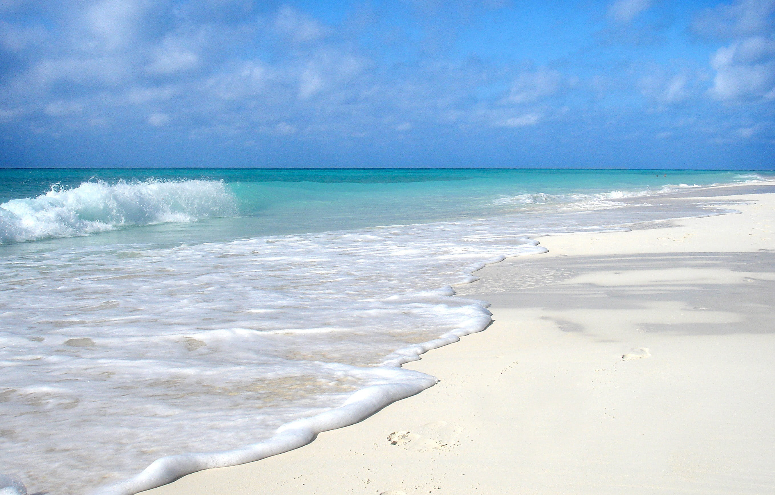 2K, Ocean, beauty In Nature, tropical Climate, travel, scenics, sand, motion, vacations, tranquil scene, sea, blue, no People, water, landscape, Cuba, HD Wallpaper