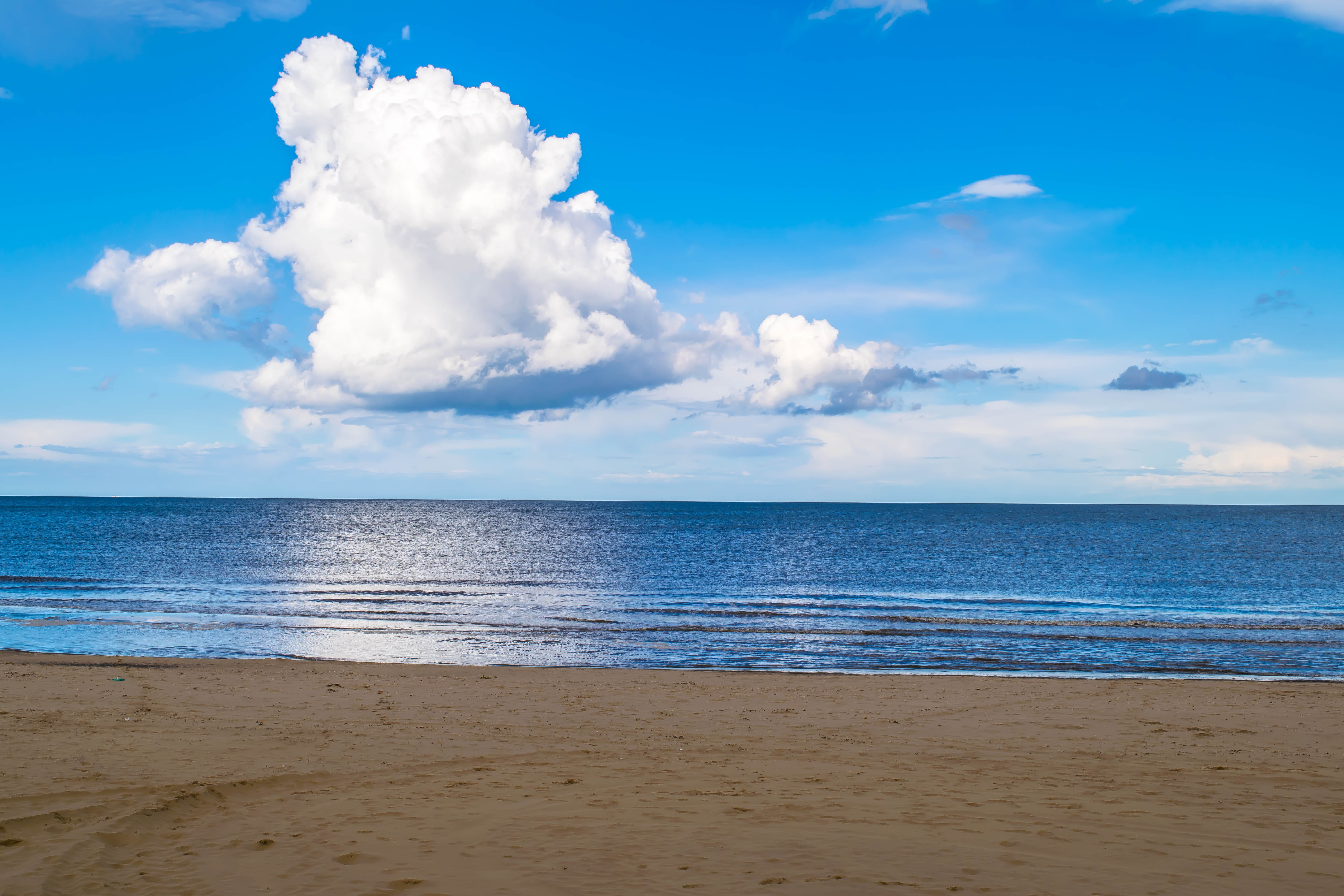 blue, cloud - Sky, tranquility, horizon, relaxation, time, ocean, 5K, nature, horizon Over Water, reflection, outdoor, tranquil, coastline, no People, HD Wallpaper