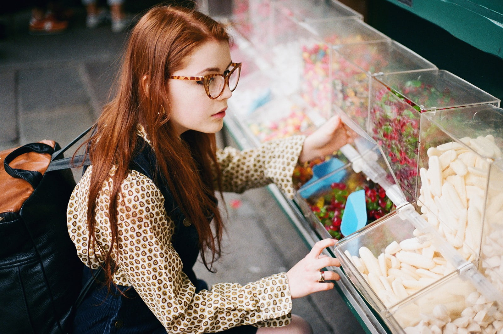 glasses, 720P, redhead, model, backpacks, women, HD Wallpaper