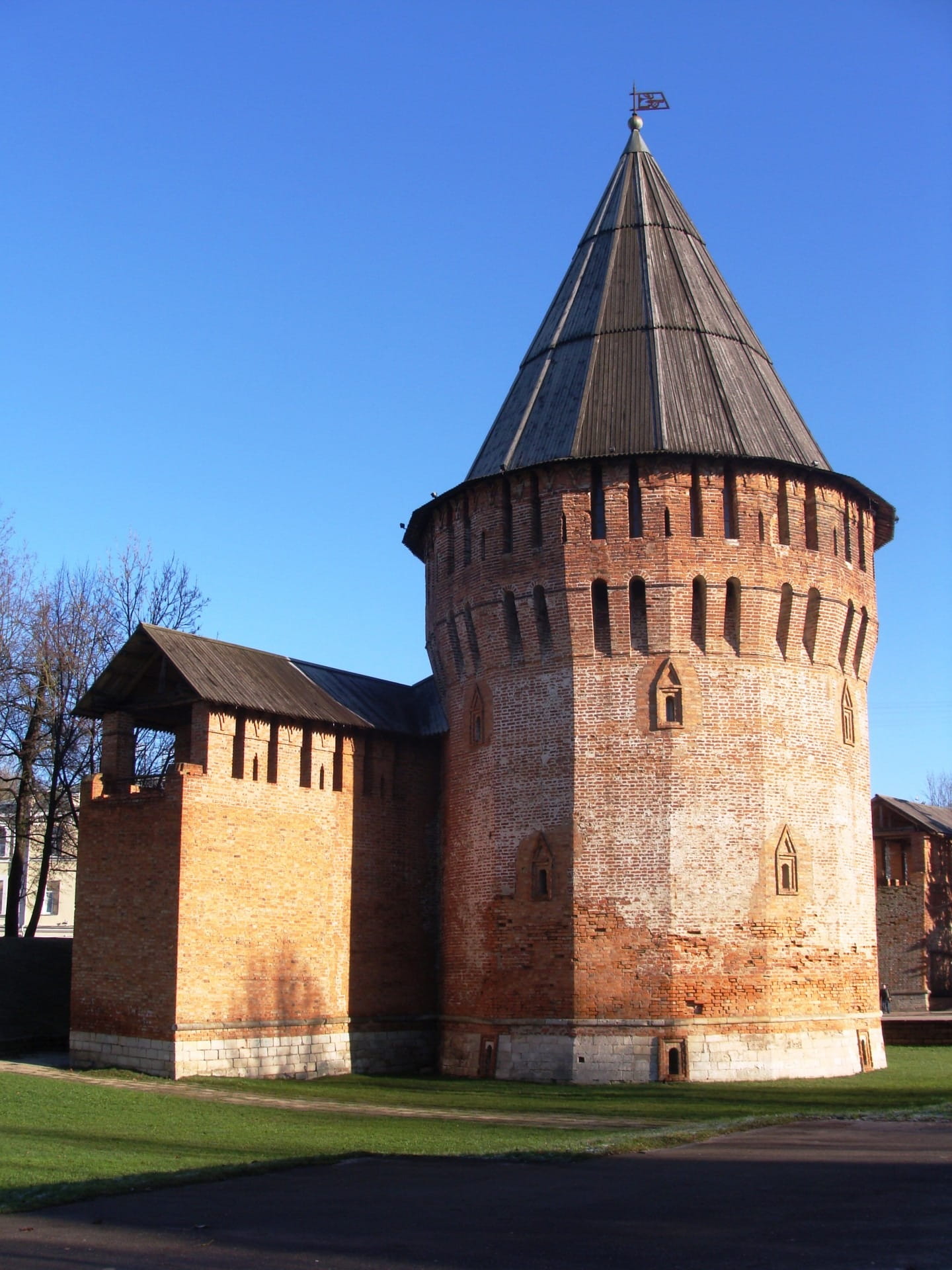 place of worship, wall, astronira, nature, the past, Smolensk, grass, built structure, no people, outdoors, fortress, Tower, building exterior, Wall, religion, Phone HD Wallpaper