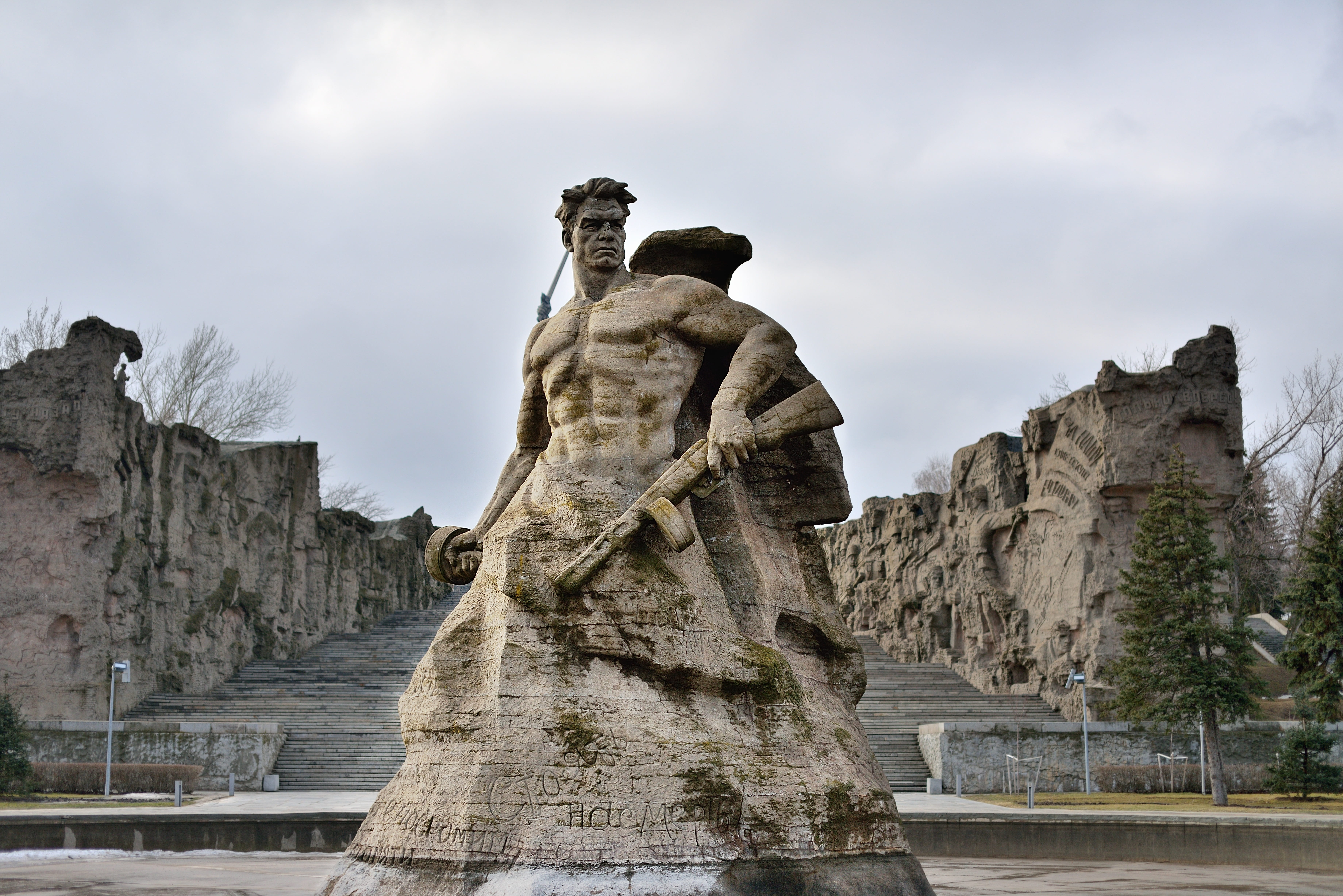 may 9, craft, the second world war, outdoors, sculpture, the past, human representation, creativity, cloud - sky, 5K, memory, art and craft, travel, government, HD Wallpaper