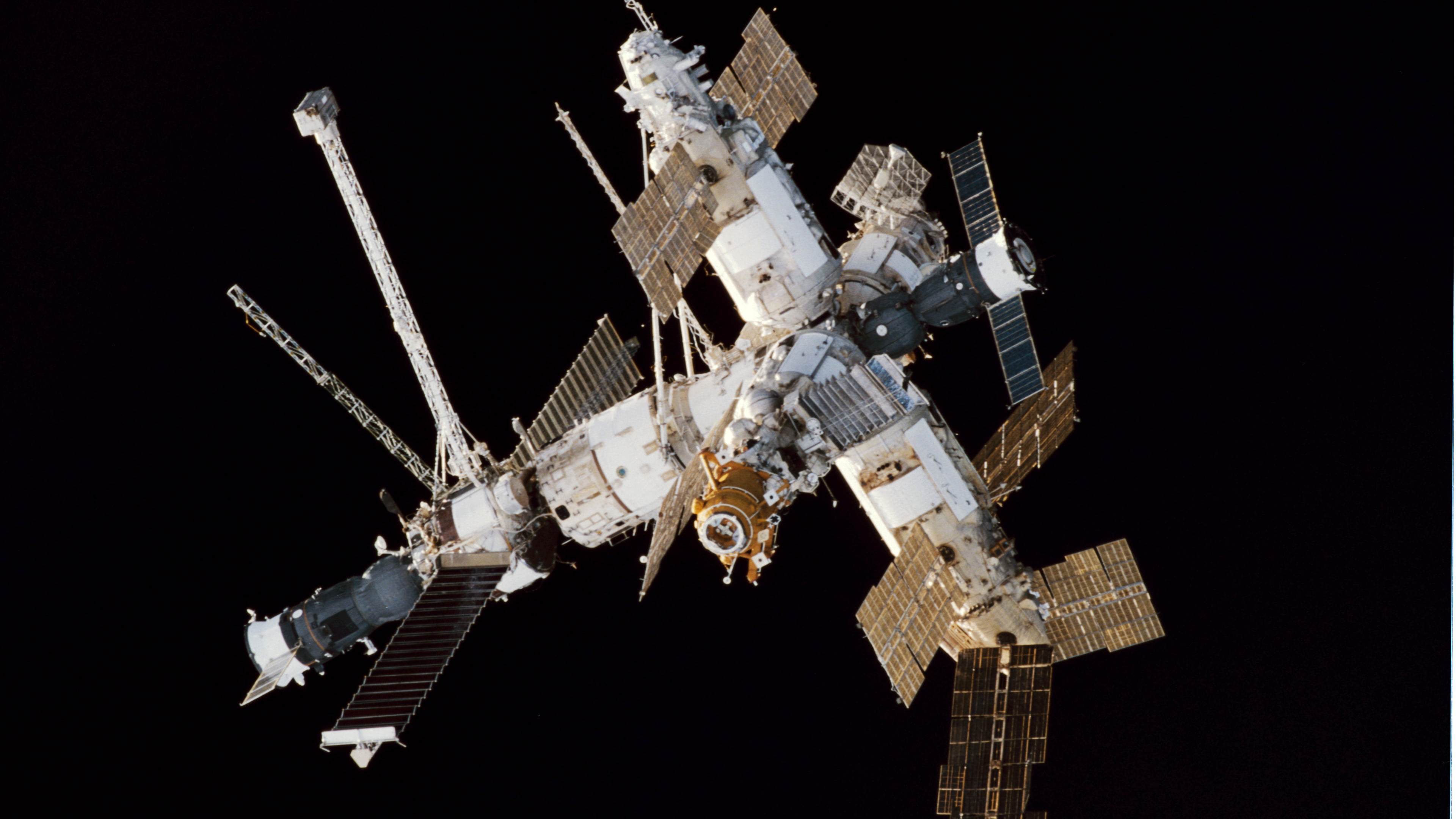 cut out, 4K, art and craft, no people, USSR, toy, space station, nature, the past, indoors, technology, night, craft, Mir, black background, low angle view, HD Wallpaper