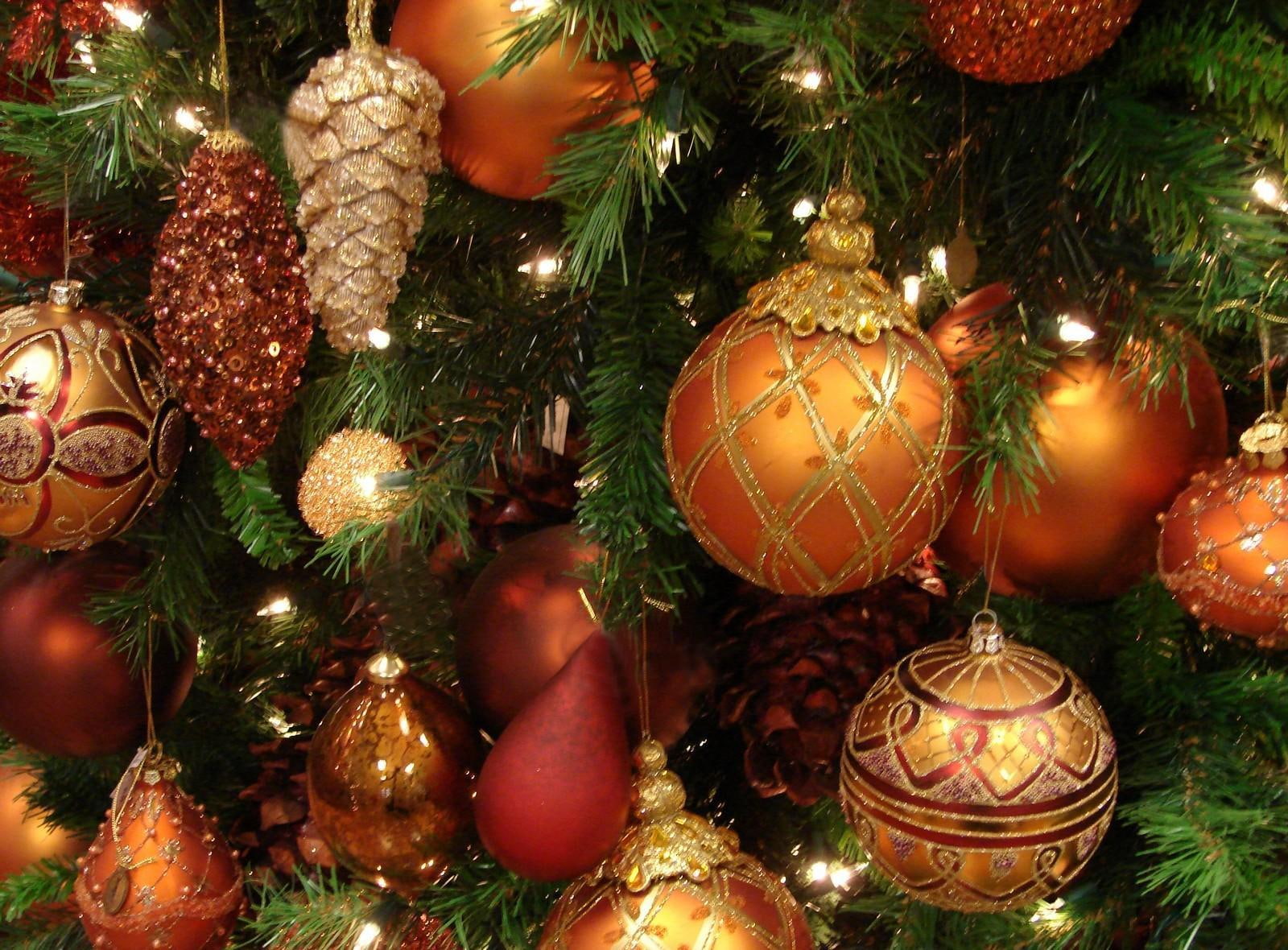 720P, toys, tree, christmas, balls, christmas toys, christmas tree, lot, holiday, HD Wallpaper