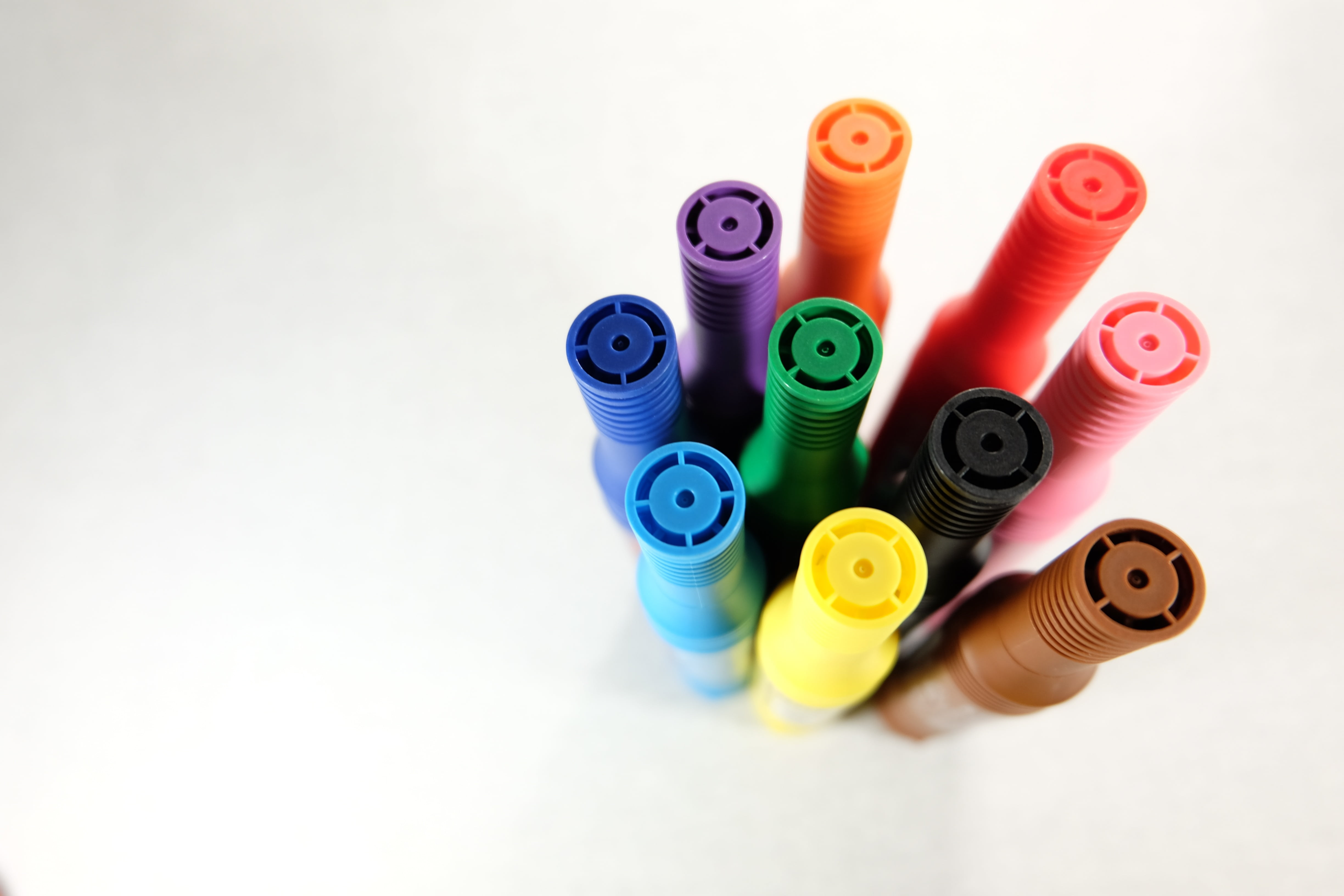 color pen, blue, no people, colour, office, color, multi colored, choice, button, thread, marker, studio shot, high angle view, indoors, sewing item, yellow, HD Wallpaper