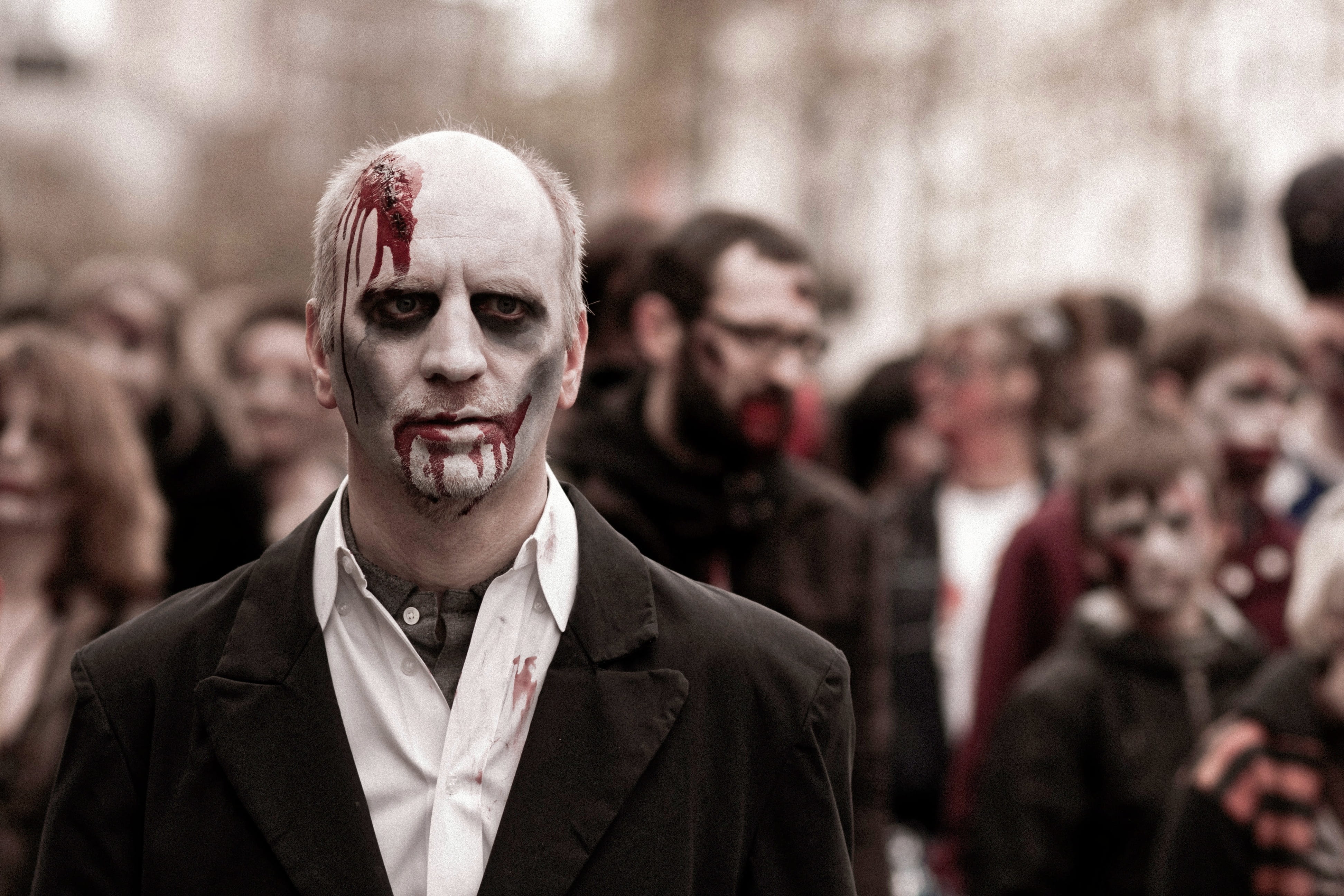 creepy, lapel, make up, suit, only men, dead, evil, event, undead, focus, flesh eater, zombie, horror, monsters, selective, make, blood, crowd, arts culture and entertainment, HD Wallpaper