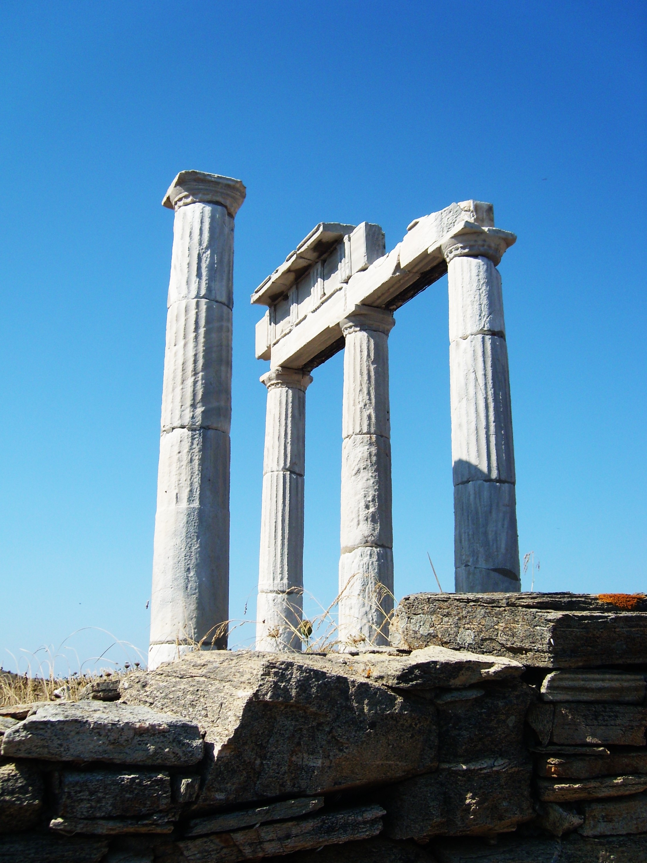 nature, deterioration, old, built structure, the past, ancient column, hermes temple, no people, clear sky, day, low angle view, holiday, ancient, naxos, Phone HD Wallpaper
