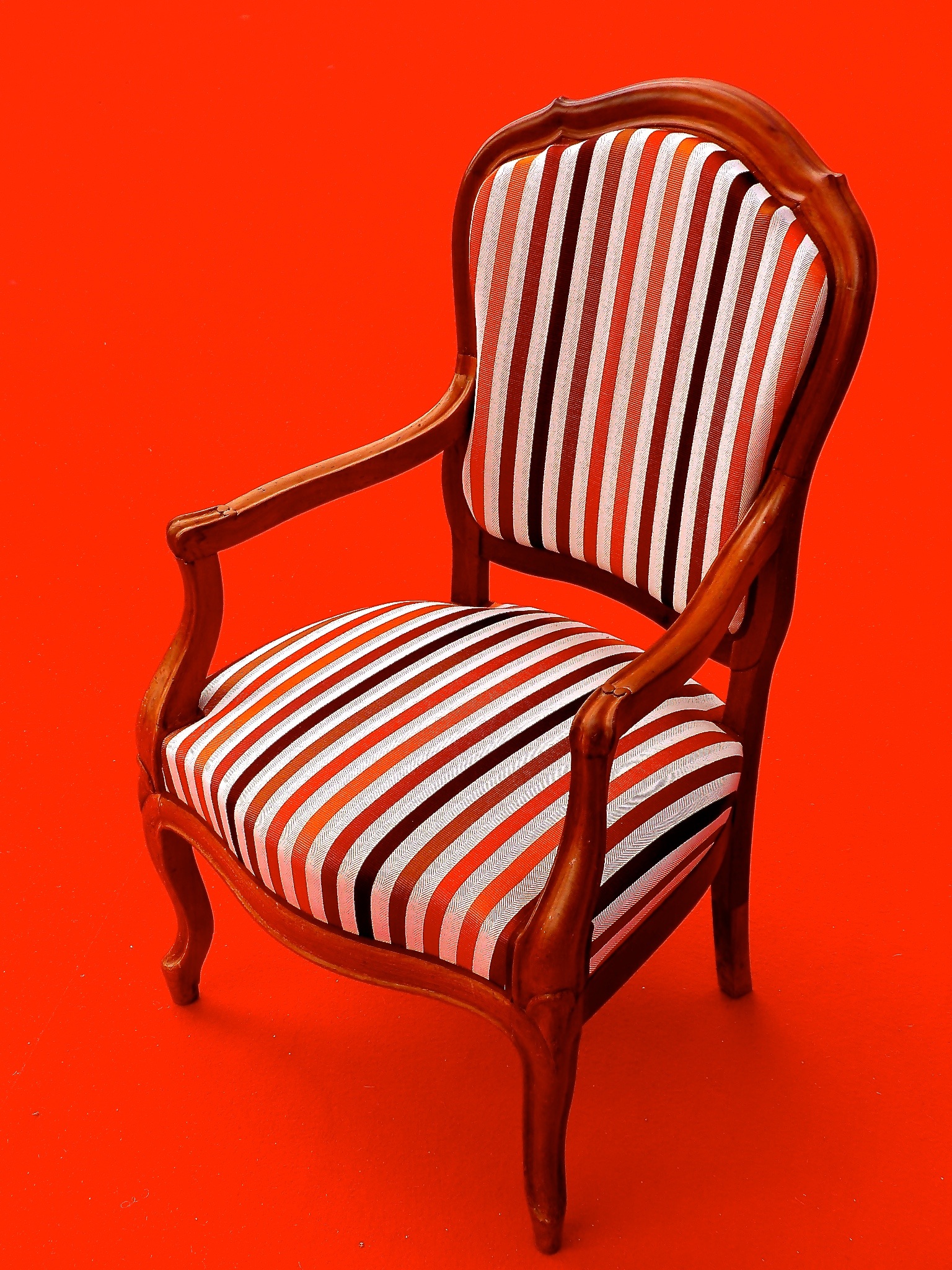 still life, chair, single object, cut out, colored background, indoors, furniture, hermes, empty, relaxation, upholsterer, pattern, 1080P, wall - building feature, Phone HD Wallpaper