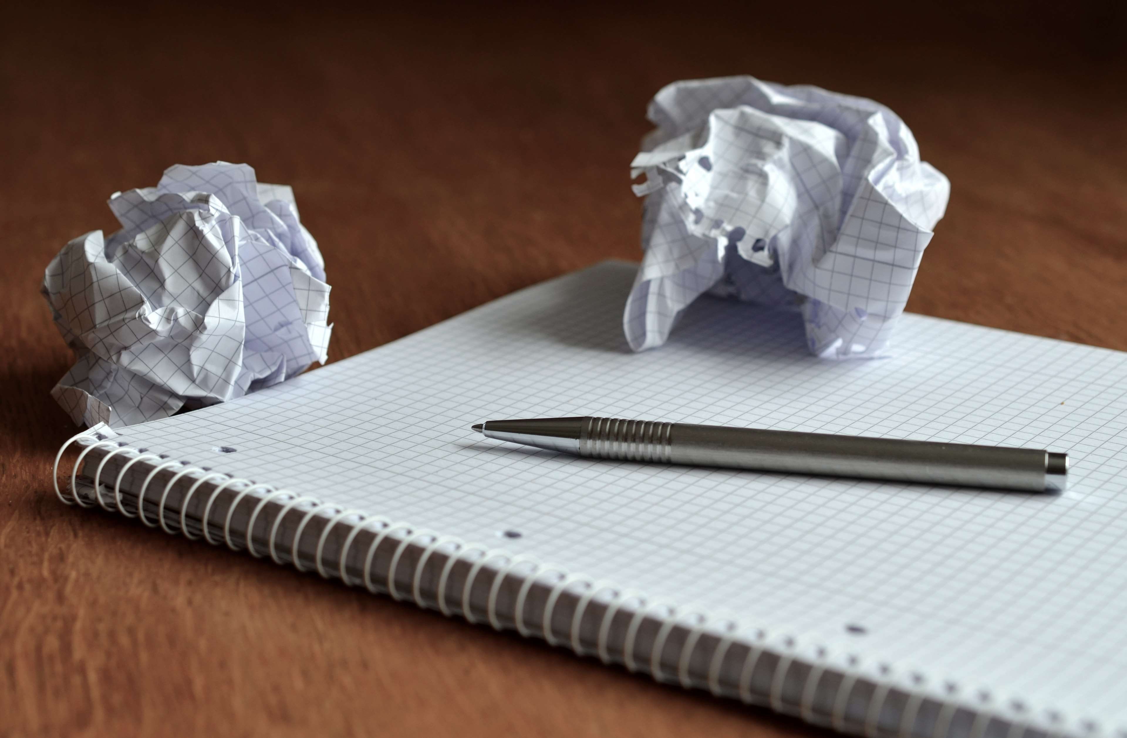 write down, indoors, preparation, still life, studio shot, paper, crumpled paper ball, group of objects, datailaufnahme, frustration, note, planning, 4K, HD Wallpaper