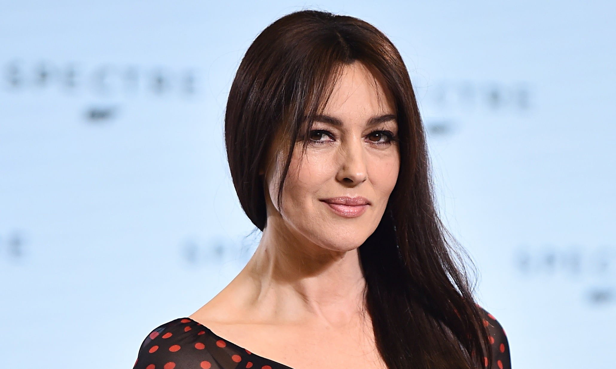 beauty, adult, hairstyle, monica bellucci, nature, contemplation, focus on foreground, portrait, hair, females, one Person, actress, water, confidence, HD Wallpaper
