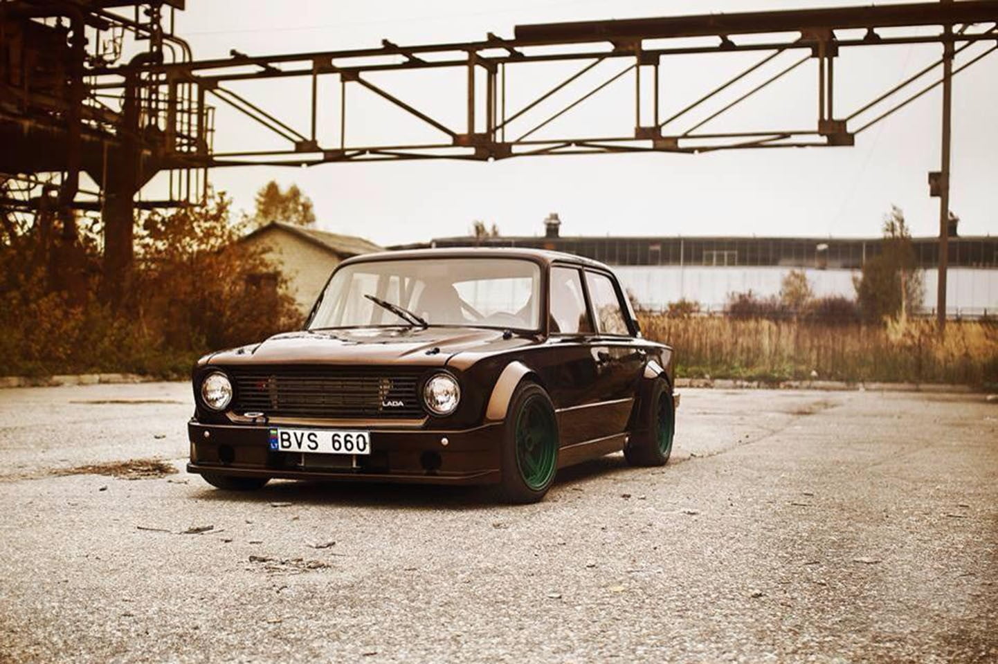 built structure, LADA, connection, outdoors, city, sports car, architecture, transportation, sedan, 720P, black, day, motor vehicle, abandoned, vintage car, HD Wallpaper