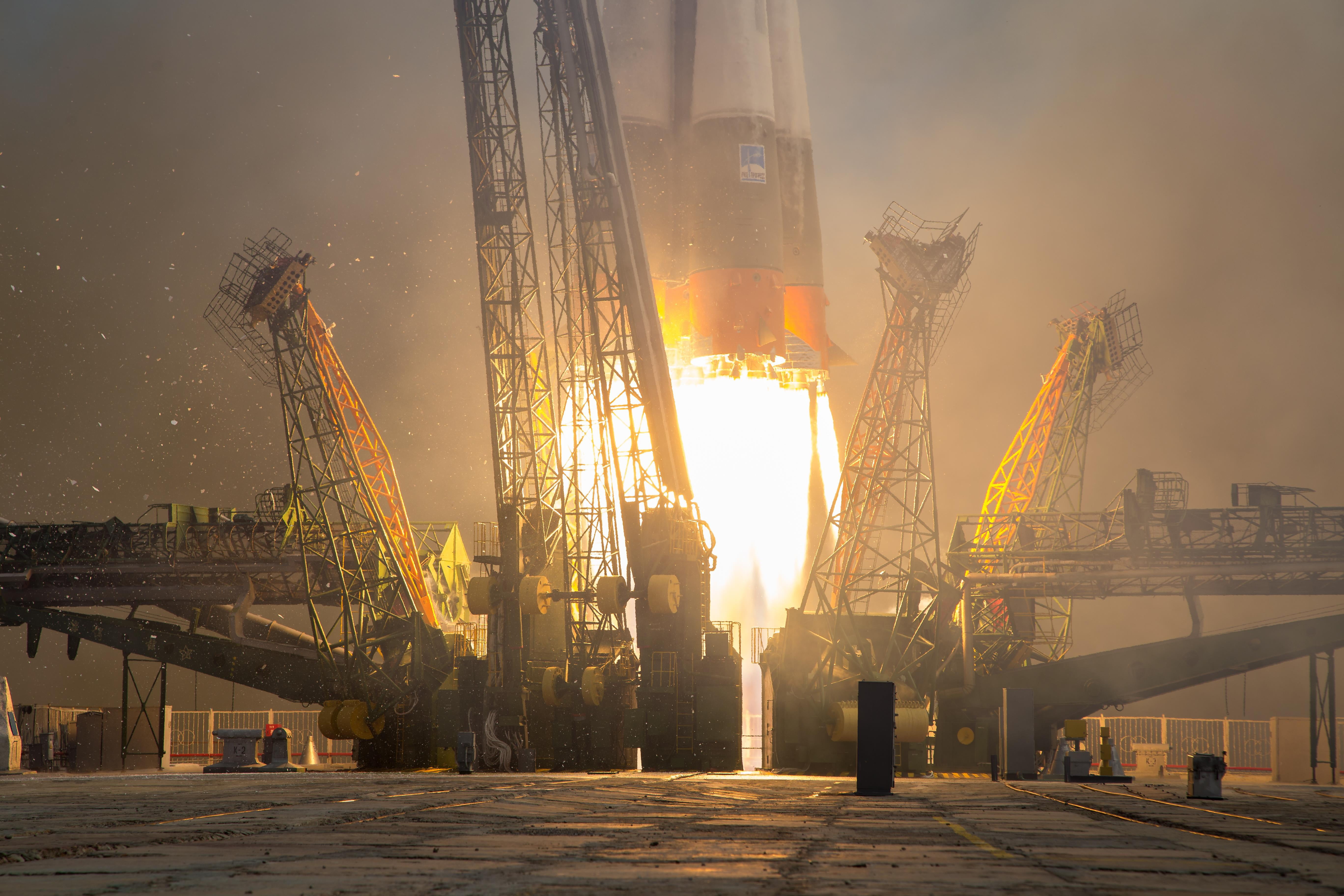 Kazakhstan, Baikonur, Roscosmos, Union MC-04, Booster, Union, Start, 5K, MCS-51, HD Wallpaper