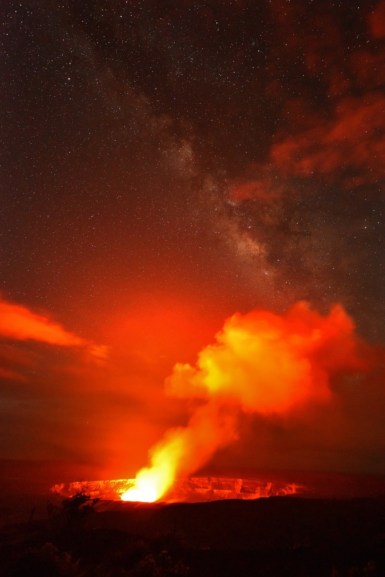 environment, land, fire, idyllic, hot, beauty in nature, sea, active, outdoors, cloud - sky, sky, kilauea, landscape, flowing, smoke, 1080P, fire - natural phenomenon, Phone HD Wallpaper