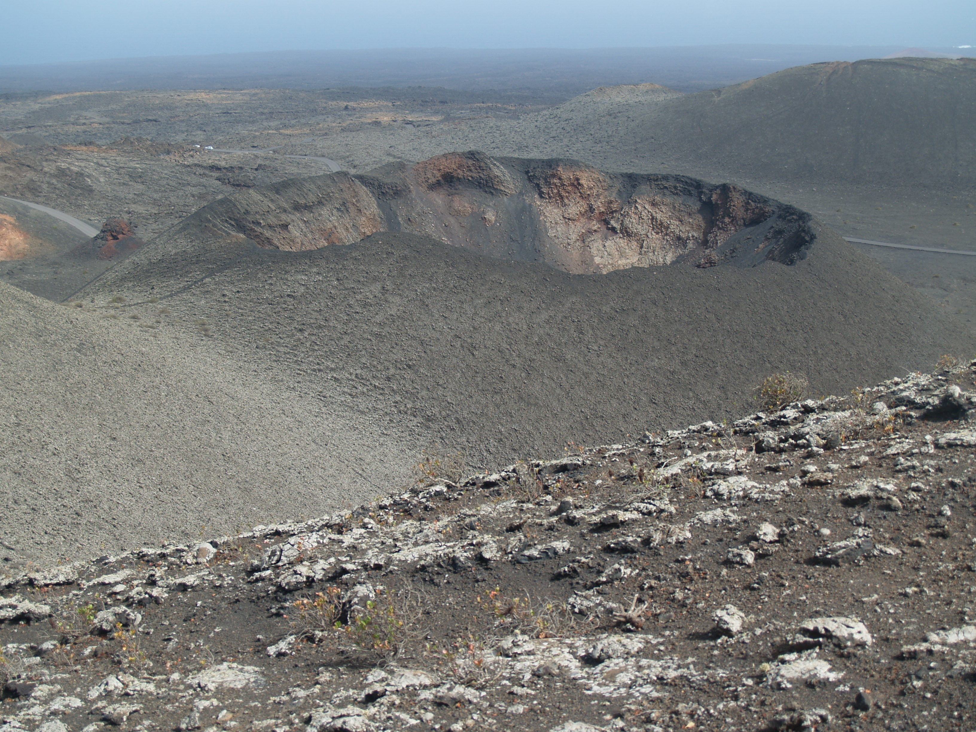 tranquility, rock - object, physical geography, lava, climate, crater, dirt, geology, solid, tranquil scene, beauty in nature, no people, environment, mountain, HD Wallpaper