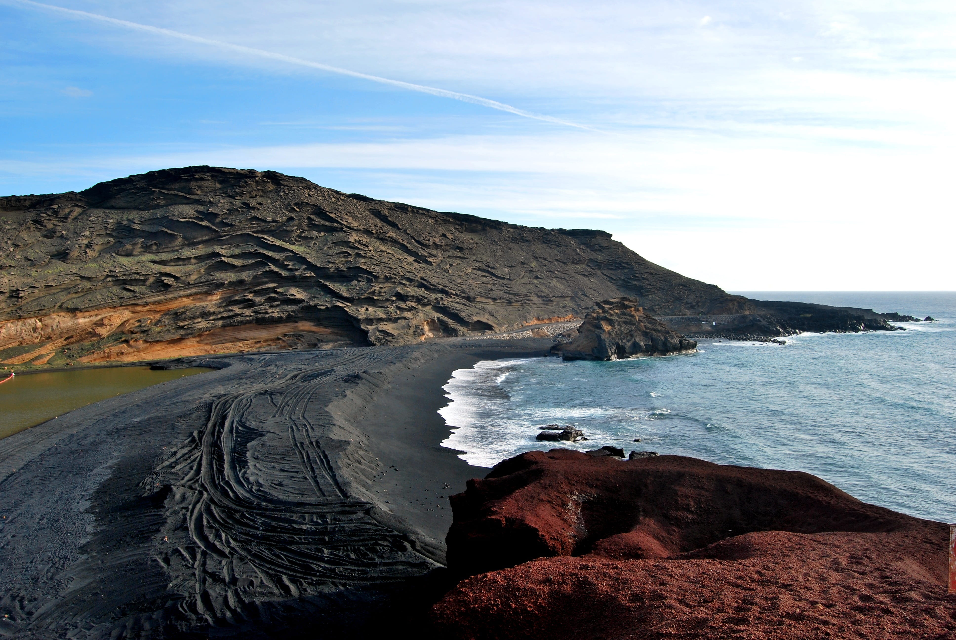 charco verde, volcanism, non-urban scene, eroded, green, rock formation, volcanic crater, formation, outdoors, costa, the pools, sea, horizon over water, HD Wallpaper