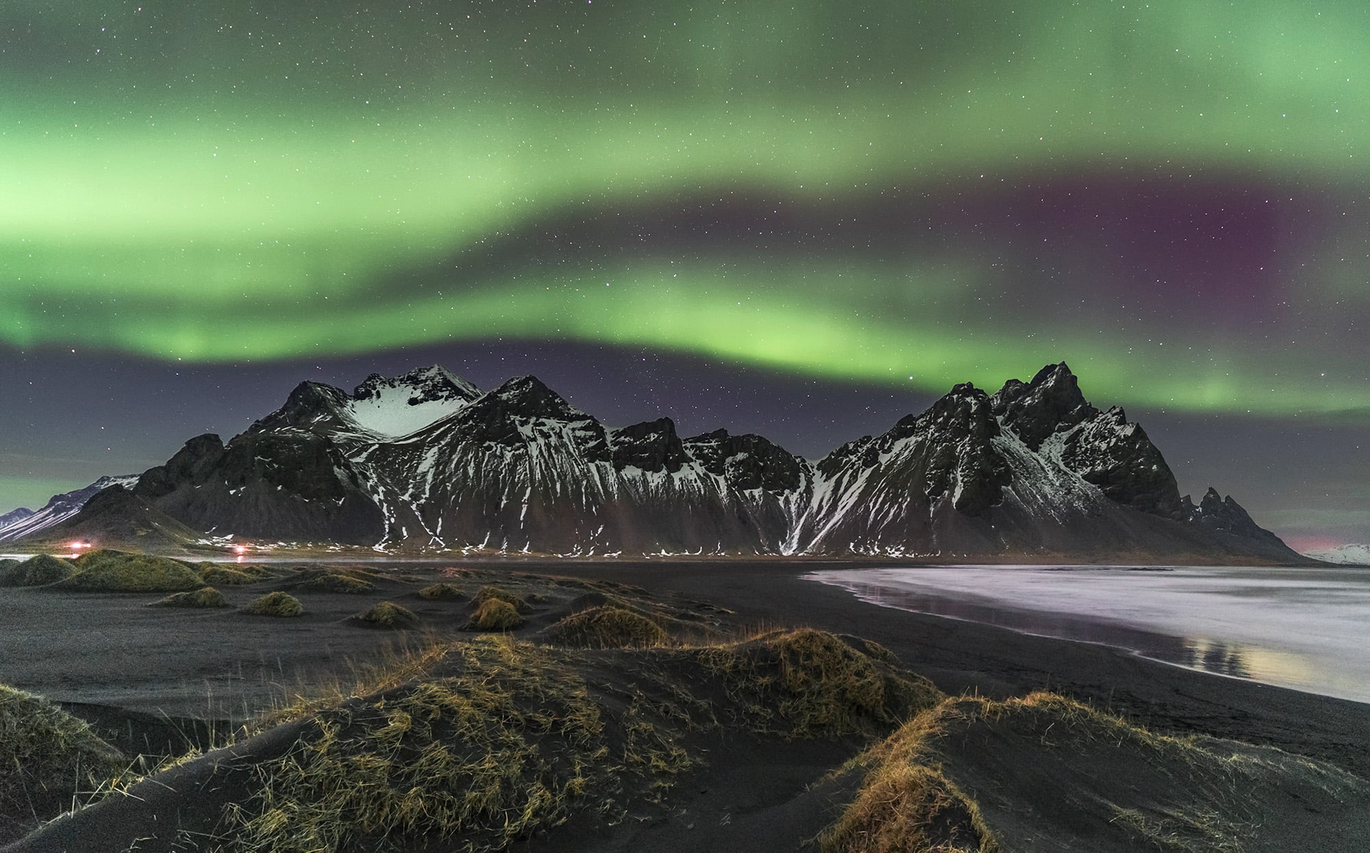night, northern light, sand dunes, beach, coast  mountains, stars, Waves, Midnight, nature, winter, water, northern lights, body, 1080P, light, star - Space, HD Wallpaper
