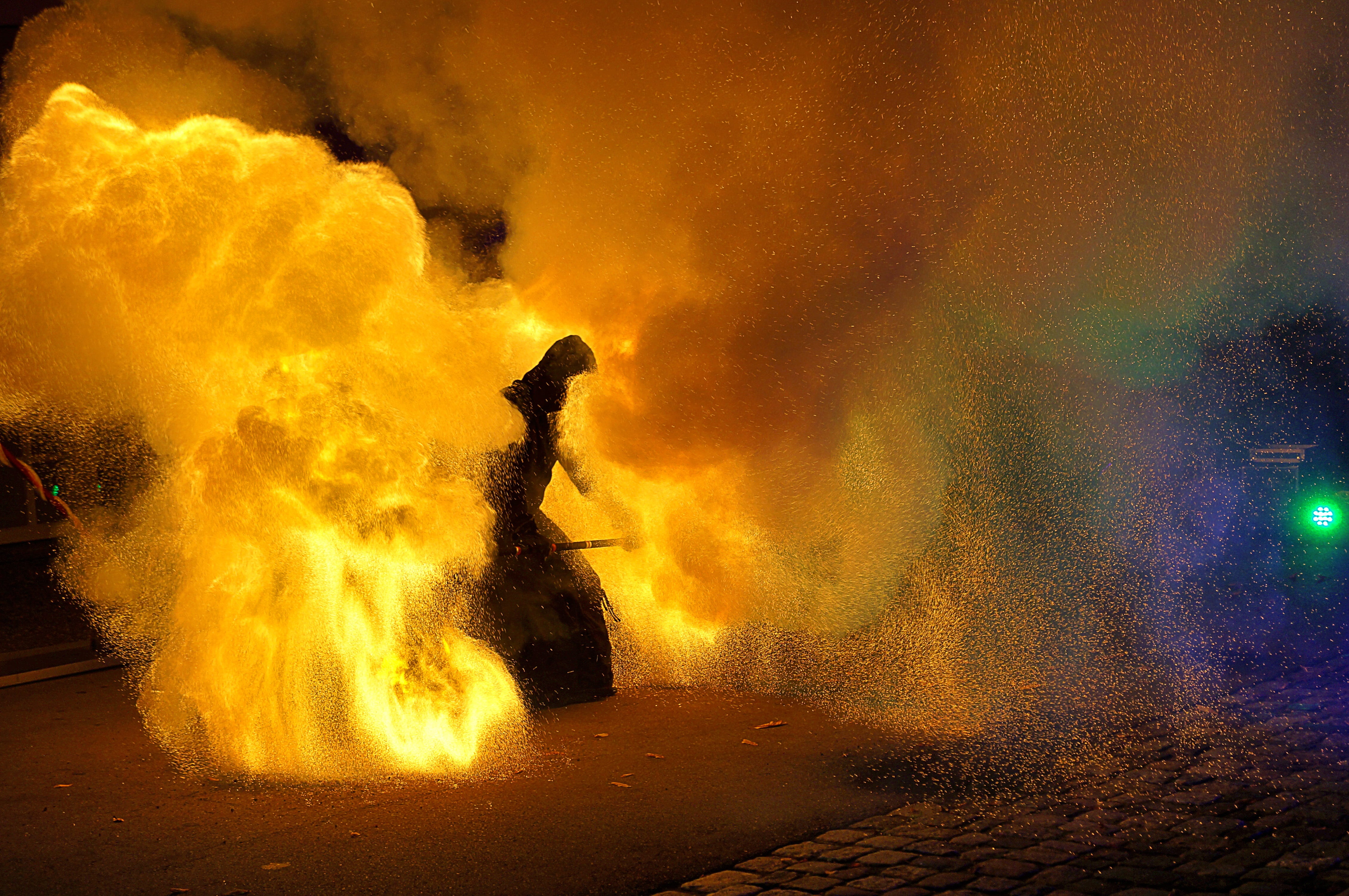sylvester, dark, nature, burn, adult, glow, burning down, brand, mystery, fire eaters, light, hell, blaze, heat, heat - temperature, photo, water, fire circle, HD Wallpaper