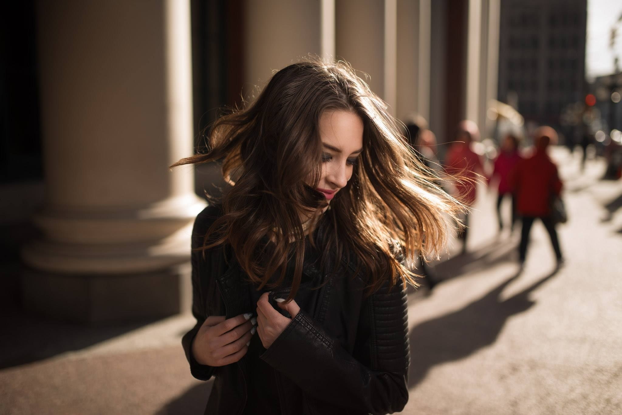 black jackets, women, 1080P, Kyle Cong, women outdoors, leather jackets, model, urban, 500px, HD Wallpaper