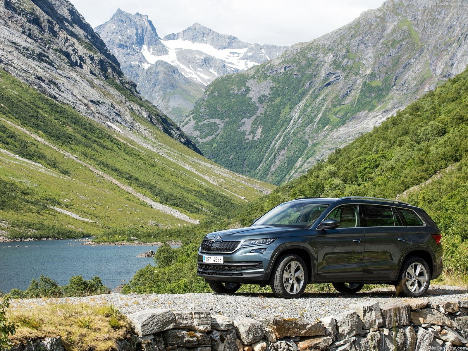 cars, 4x4, 720P, 2016, skoda, kodiaq, suv, HD Wallpaper
