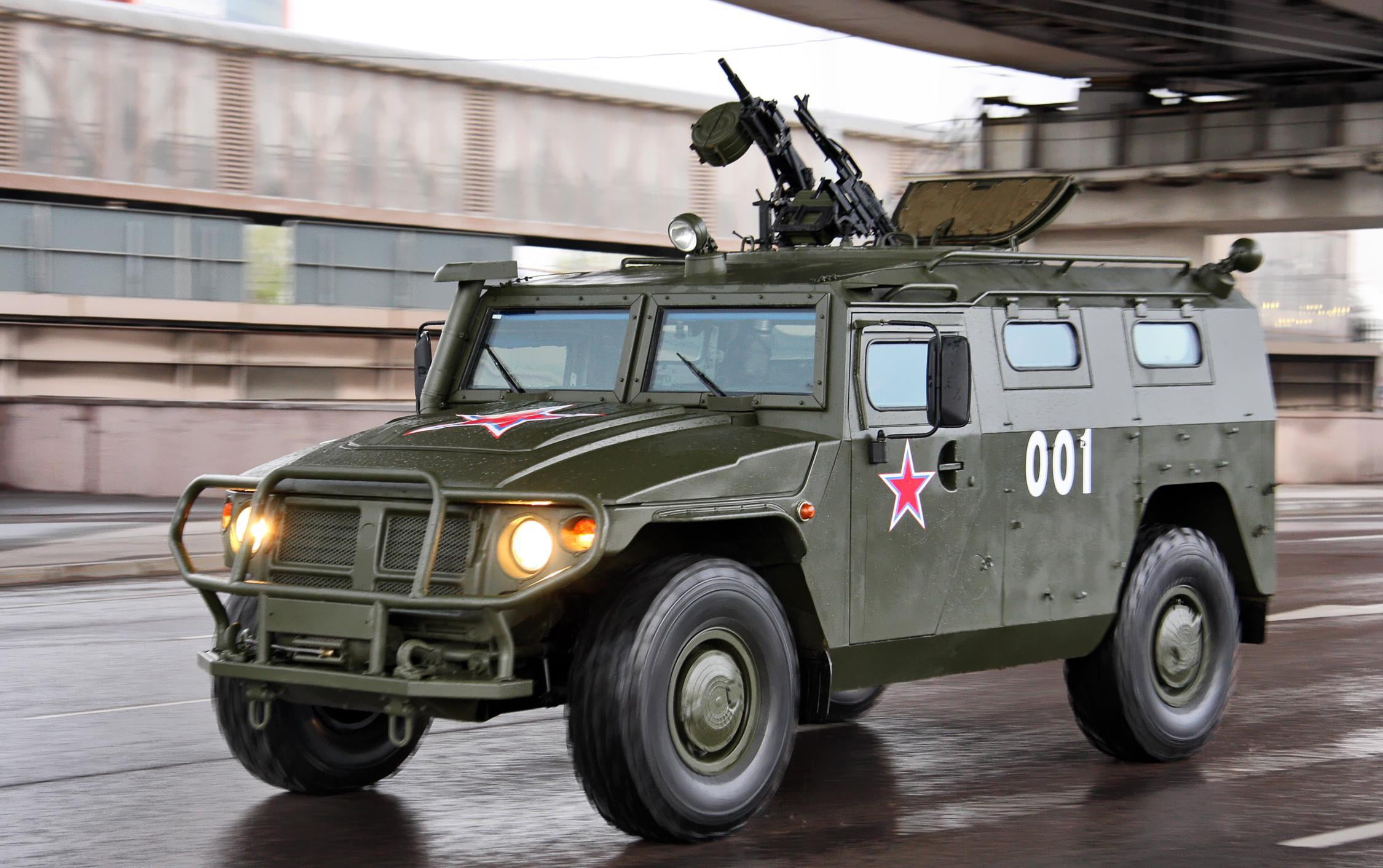 speed, gun, military, GAZ-233014 Tiger, outdoors, armored car, day, police Force, law, protection, green, built structure, authority, humvee, russia, architecture, HD Wallpaper
