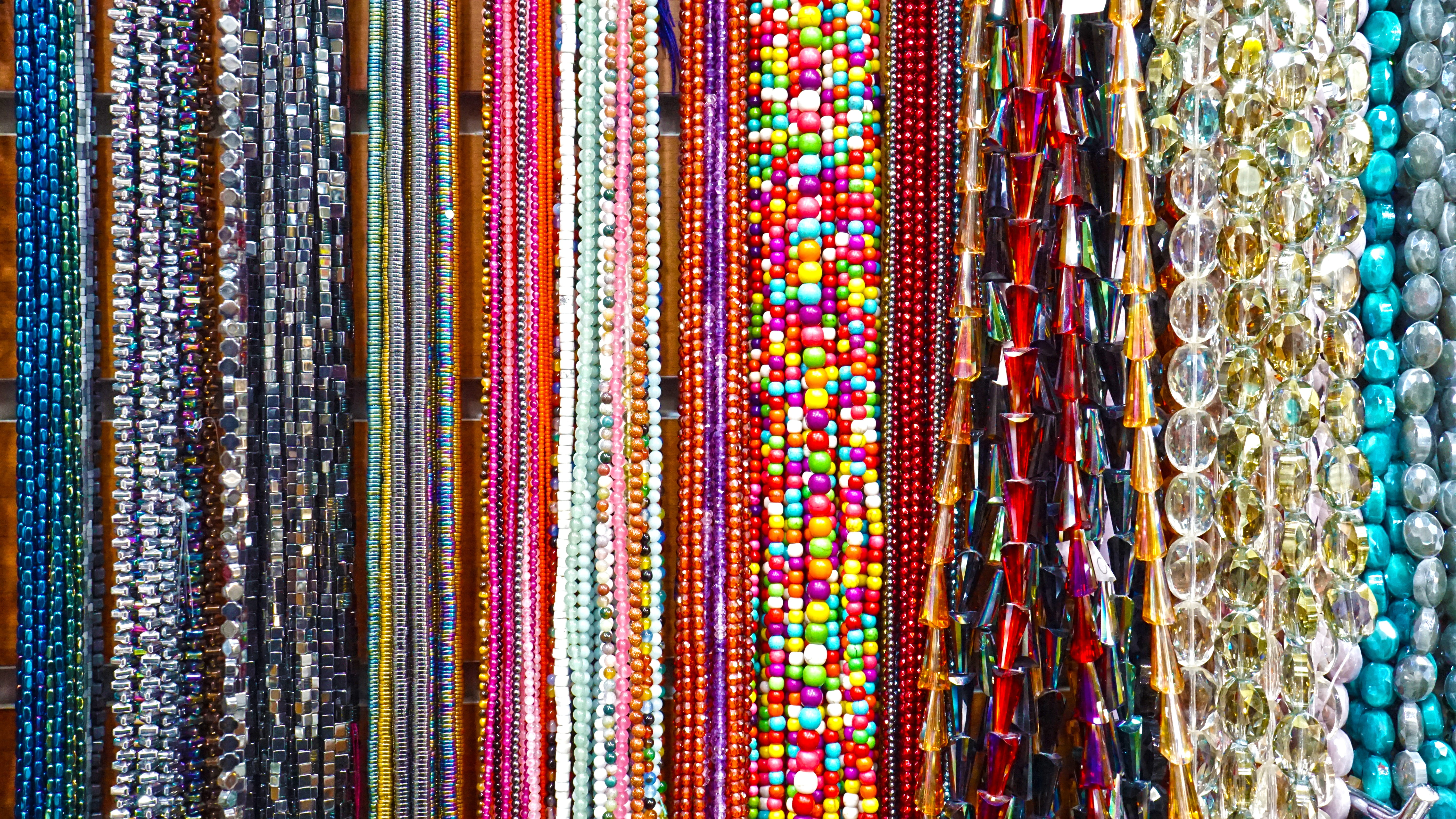 republic of korea, choice, market introduction, textile, color, Market, 5K, Necklace, retail, retail display, backgrounds, market stall, arrangement, sale, HD Wallpaper