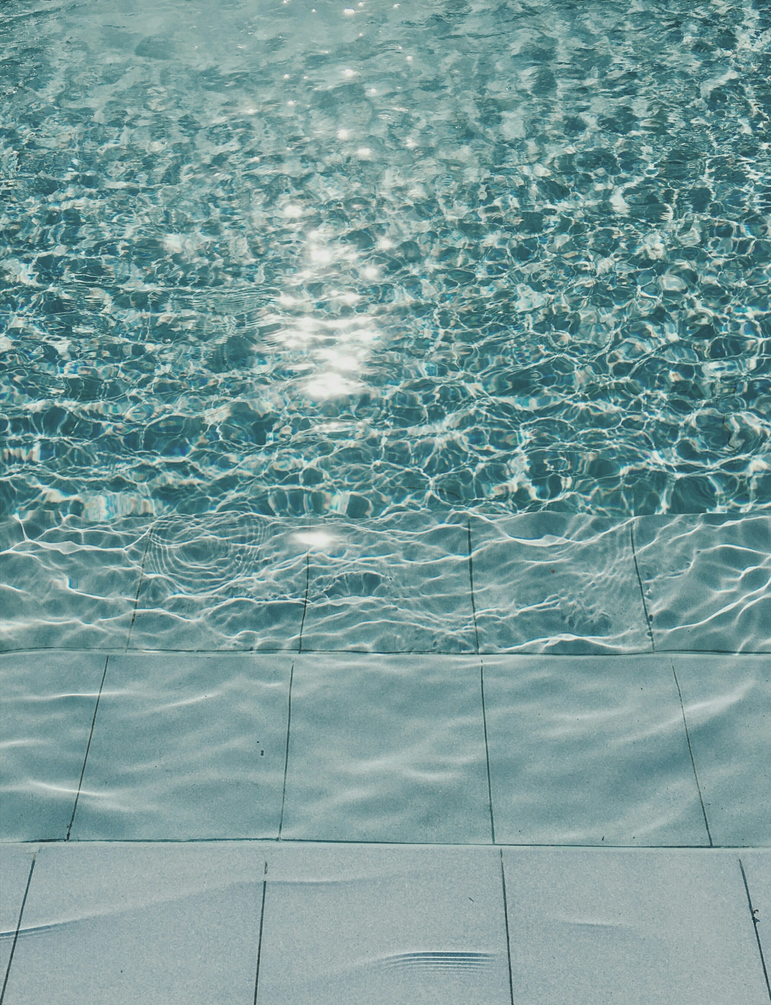 flooring, no people, philippines, water, transparent, shallow, backgrounds, san simon, tile, pool, reflection, high angle view, rippled, turquoise colored, Phone HD Wallpaper