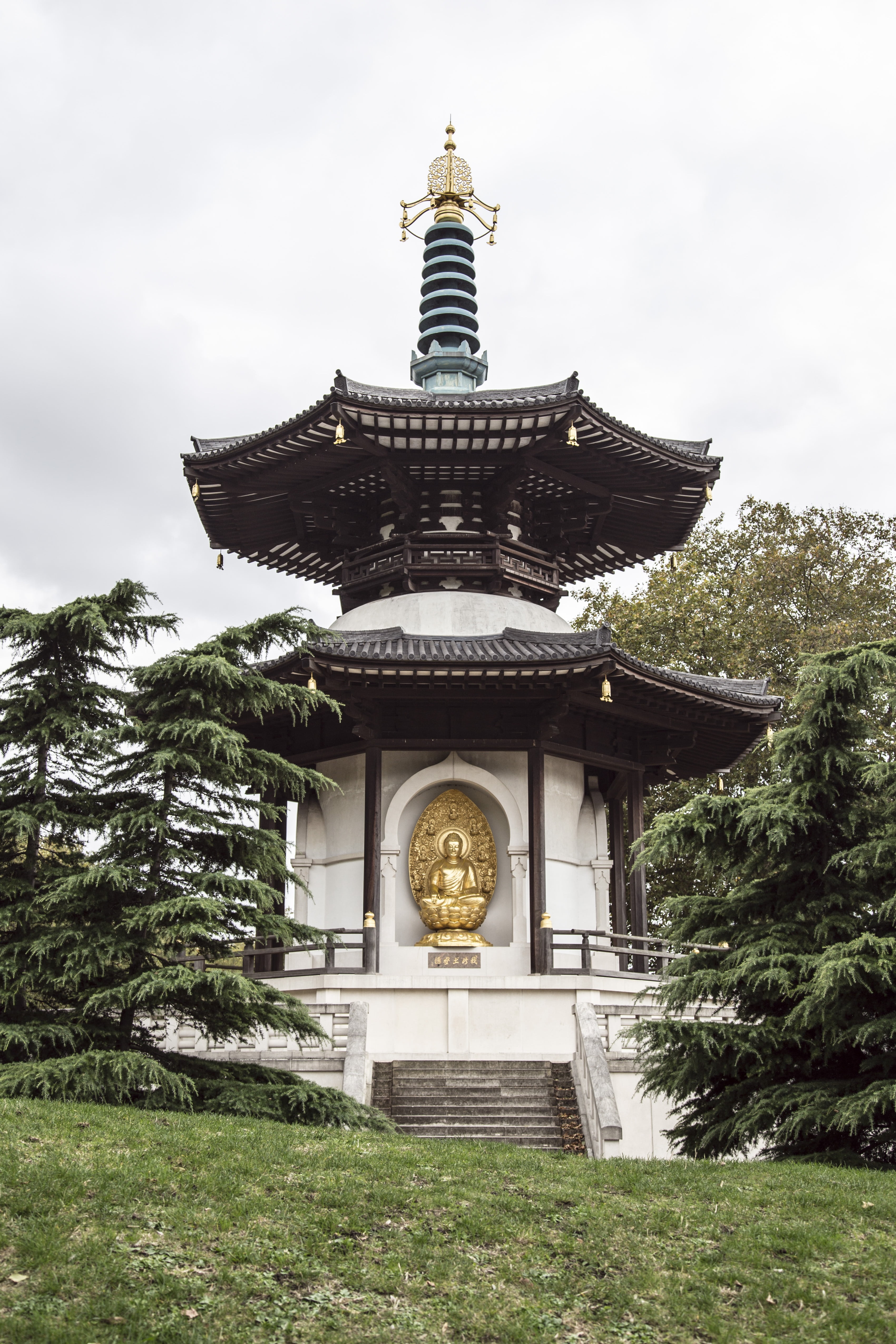 plant, city, asia, construction, tree, architecture, no people, statue, spirituality, thames, built structure, river, buddhist, peace, monument, lawn, britain, Phone HD Wallpaper