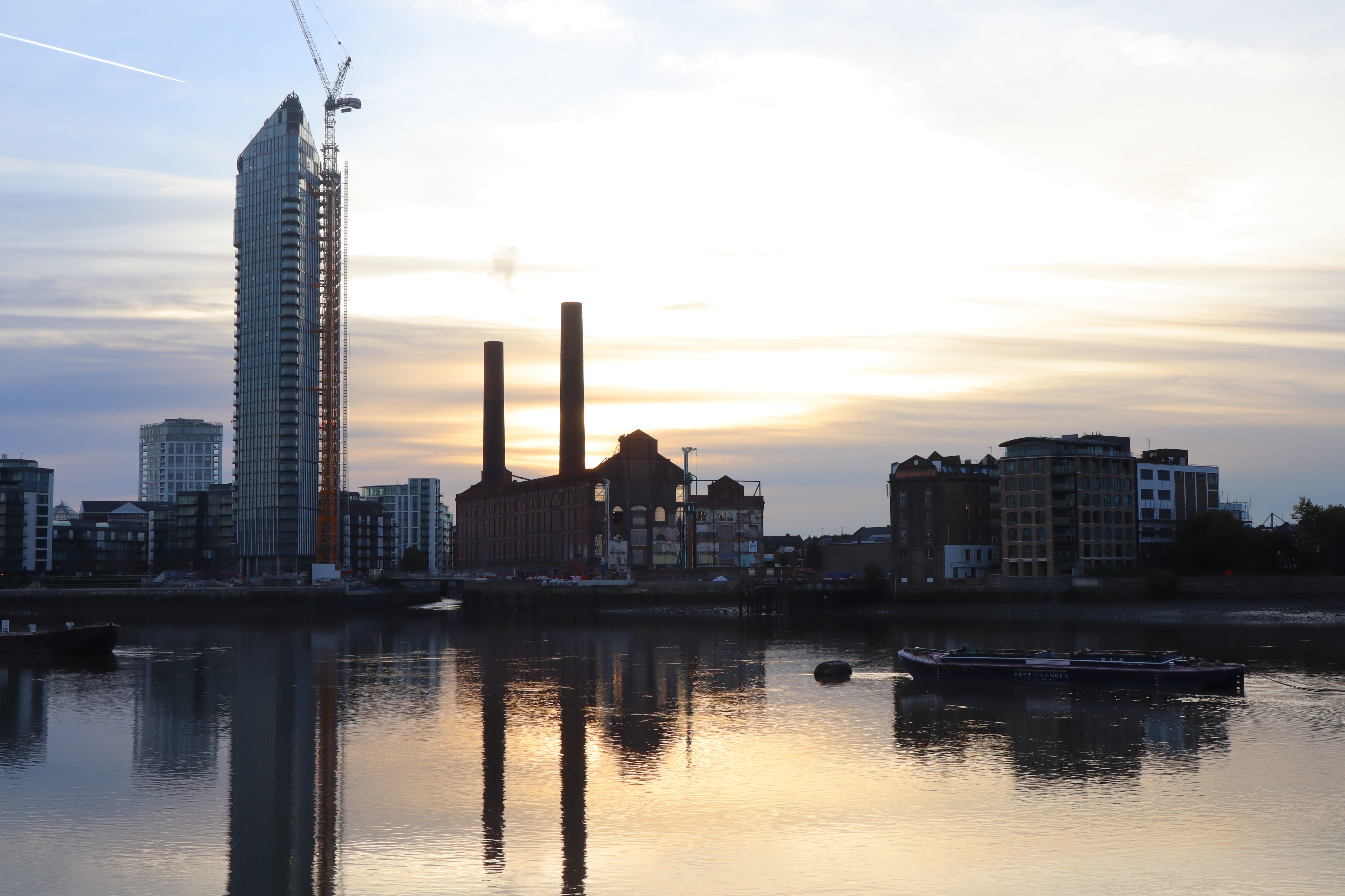 sky, built structure, building, no people, architecture, nature, cityscape, water, city, united kingdom, tall - high, office building exterior, outdoors, HD Wallpaper