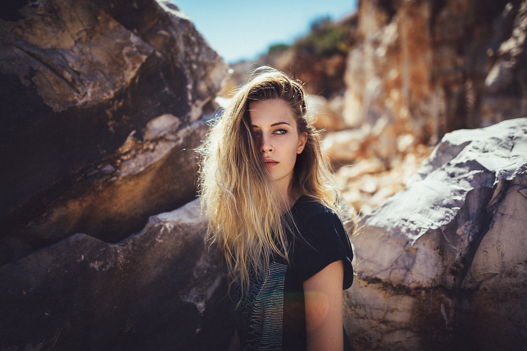 blonde, Joy Division, rock, women outdoors, portrait, mountains, juicy lips, women, 1080P, Lennart Bader, model, T-shirt, hazel eyes, HD Wallpaper