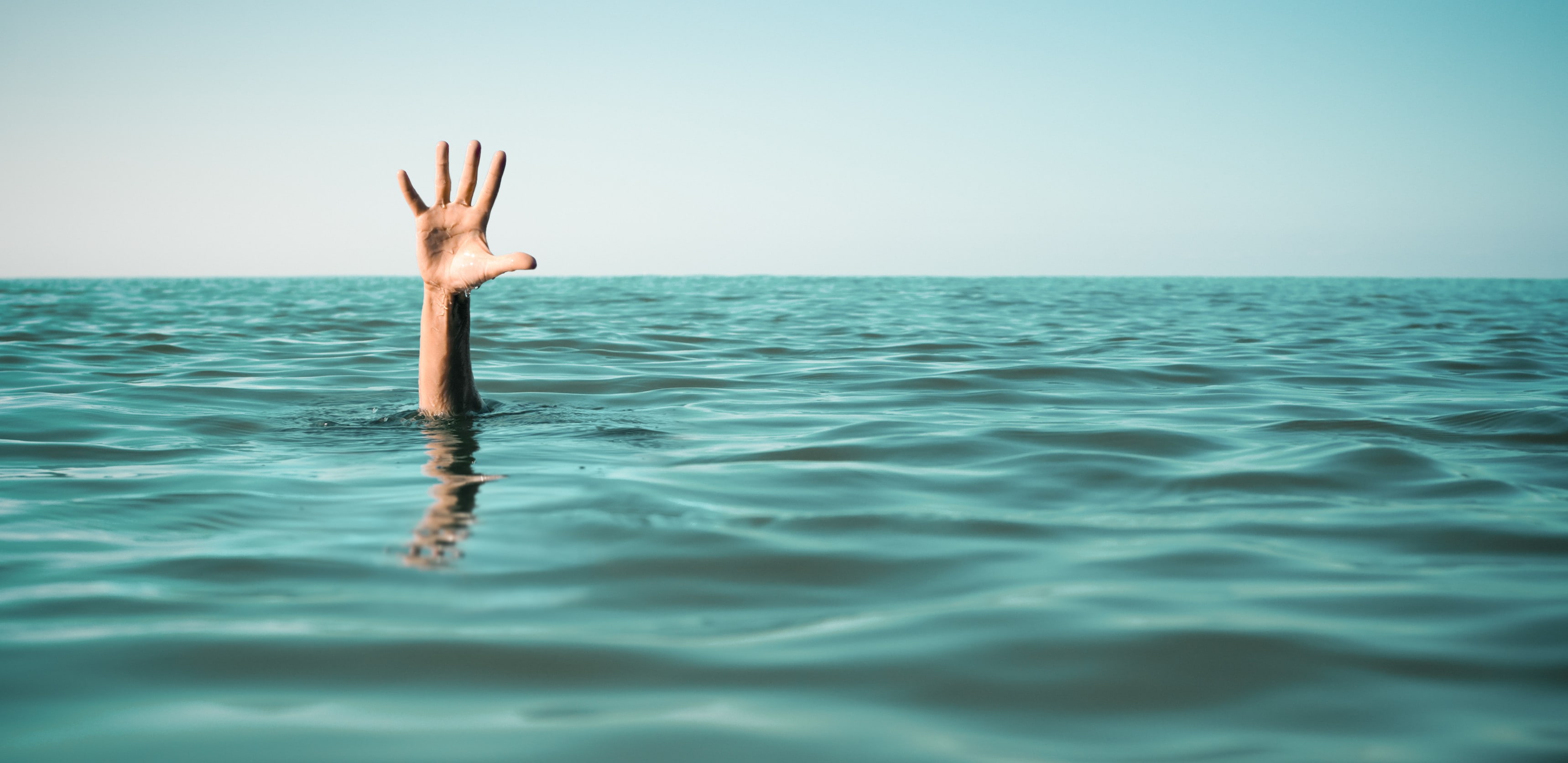 sea, drown, 2K, arms up, water, hands, HD Wallpaper