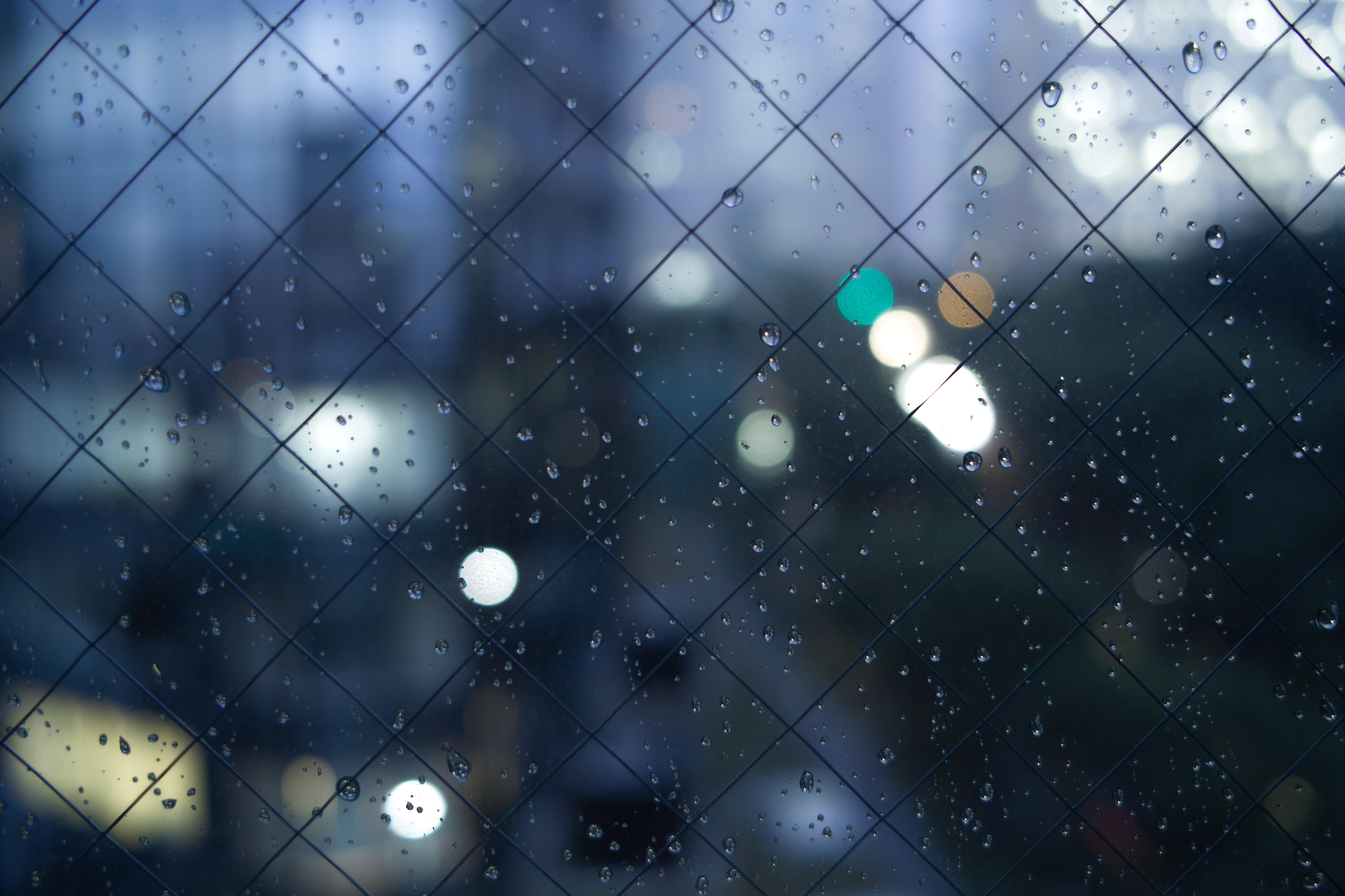 lighting equipment, illuminated, defocused, fence, close-up, backgrounds, water, outdoors, design, wet, rain, light - Natural Phenomenon, blue, reflection, HD Wallpaper