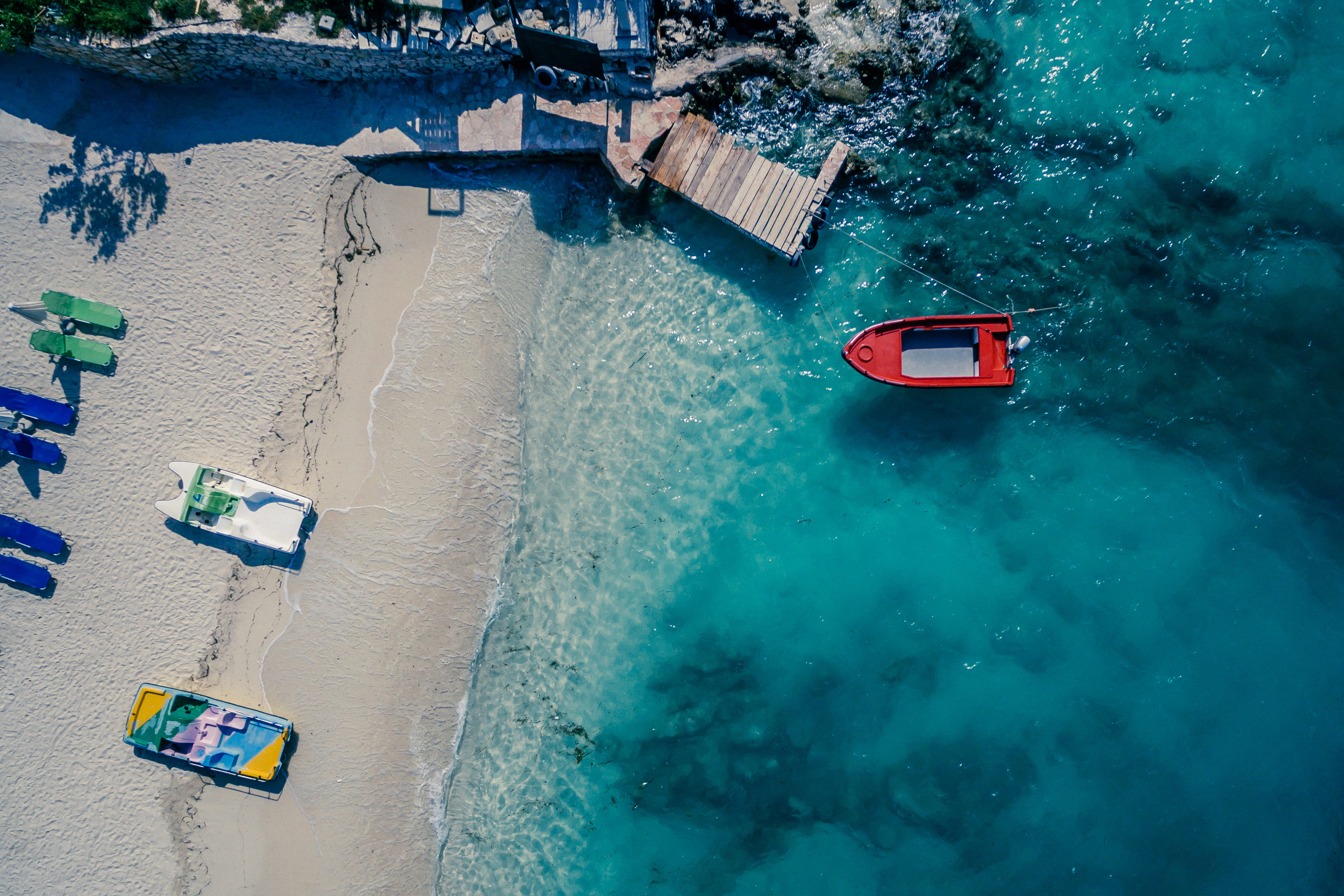 sandy beach, near, motion, view, colours, 2K, red, outdoors, brown, sea side, beach, land, board, nautical vessel, dron, sea, aerial, no people, water, HD Wallpaper