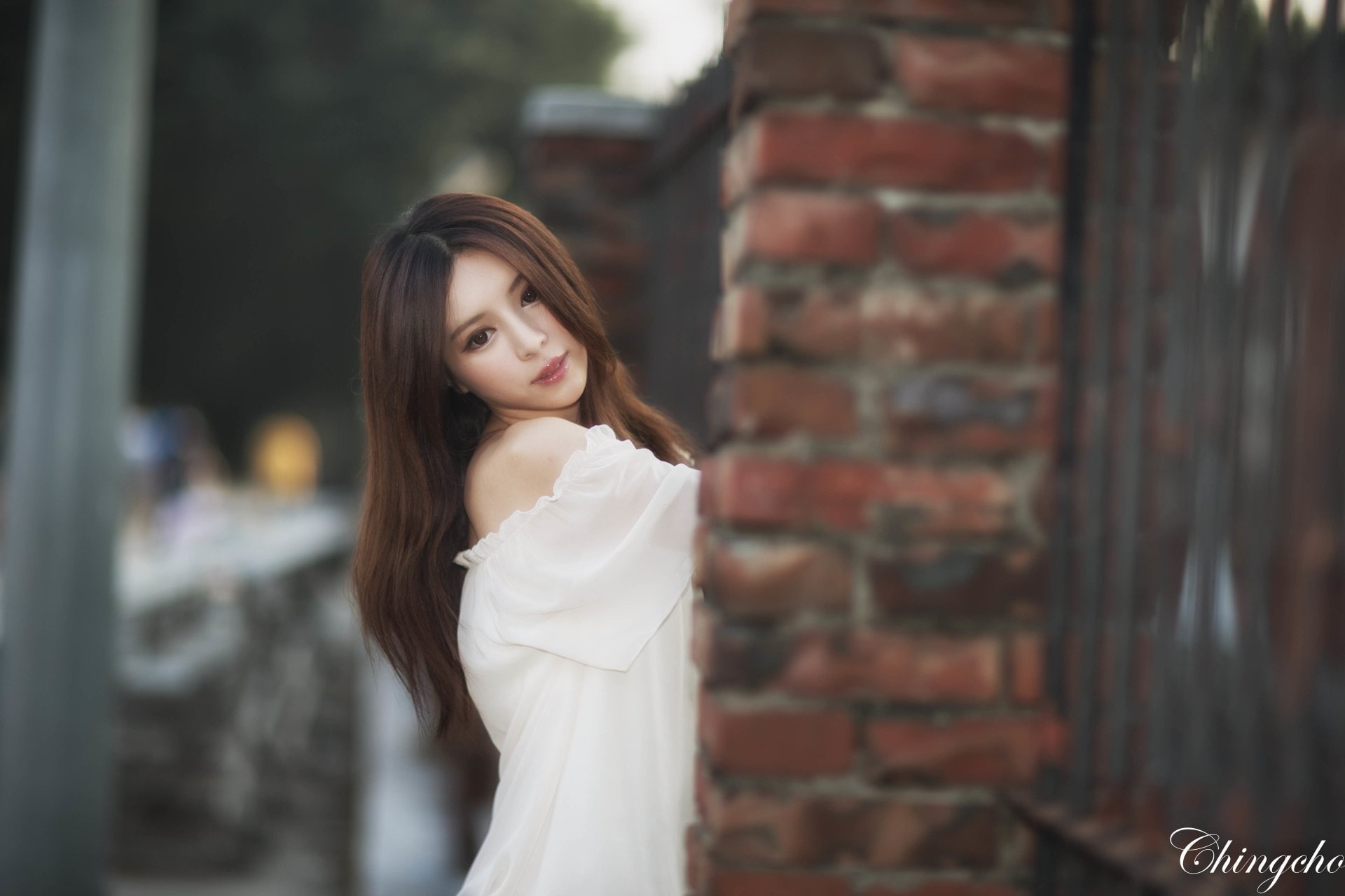 Models, Fence, Zhang Qi Jun, Julie Chang, Bokeh, 1080P, HD Wallpaper