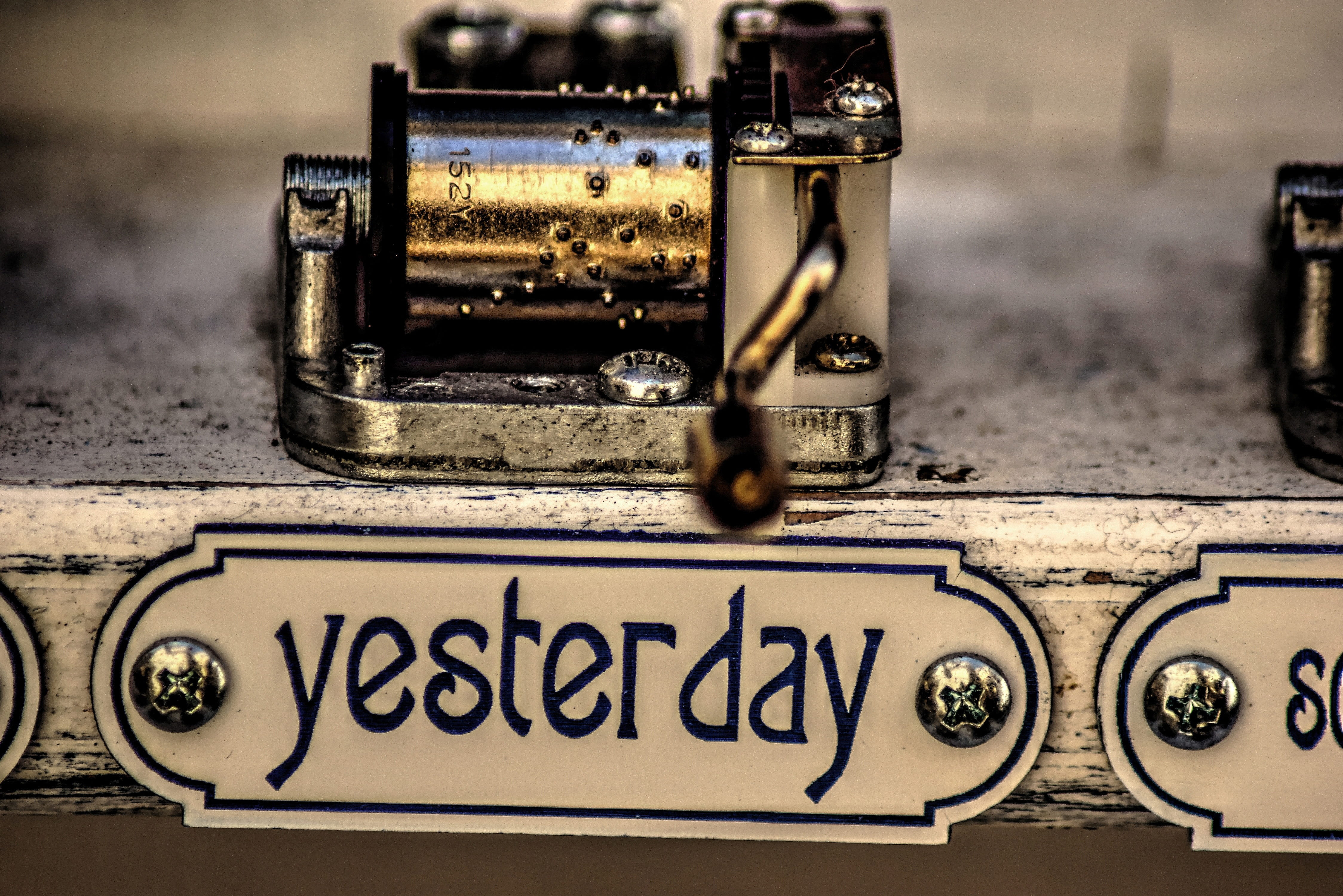 music box, no people, the beatles, song, history, number, close-up, yesterday, old, john lennon, retro styled, communication, machinery, text, equipment, HD Wallpaper