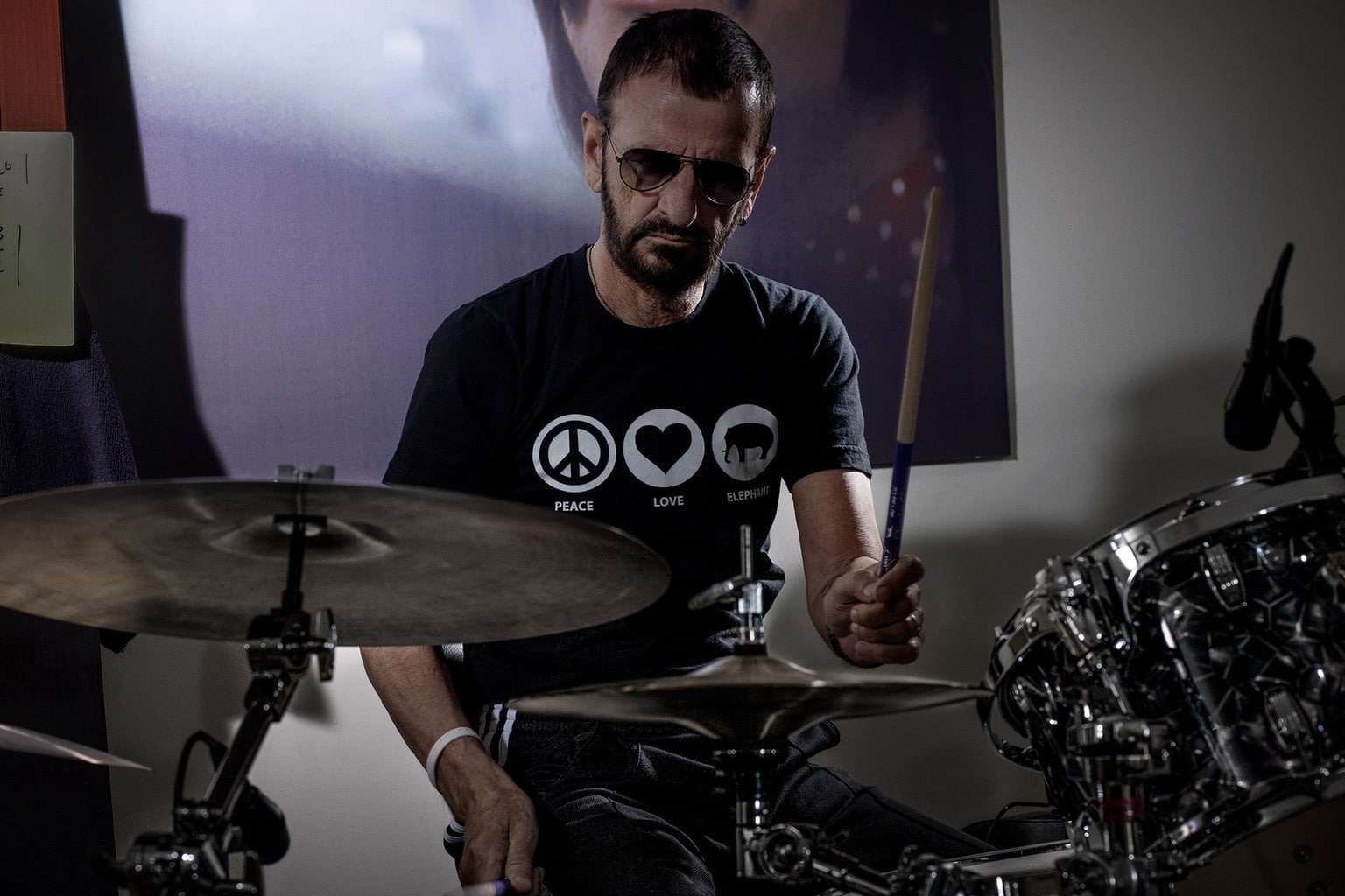 skill, drum, one person, The Beatles, percussion instrument, Ringo Starr, drums, casual clothing, lifestyles, playing, musical equipment, 720P, indoors, HD Wallpaper