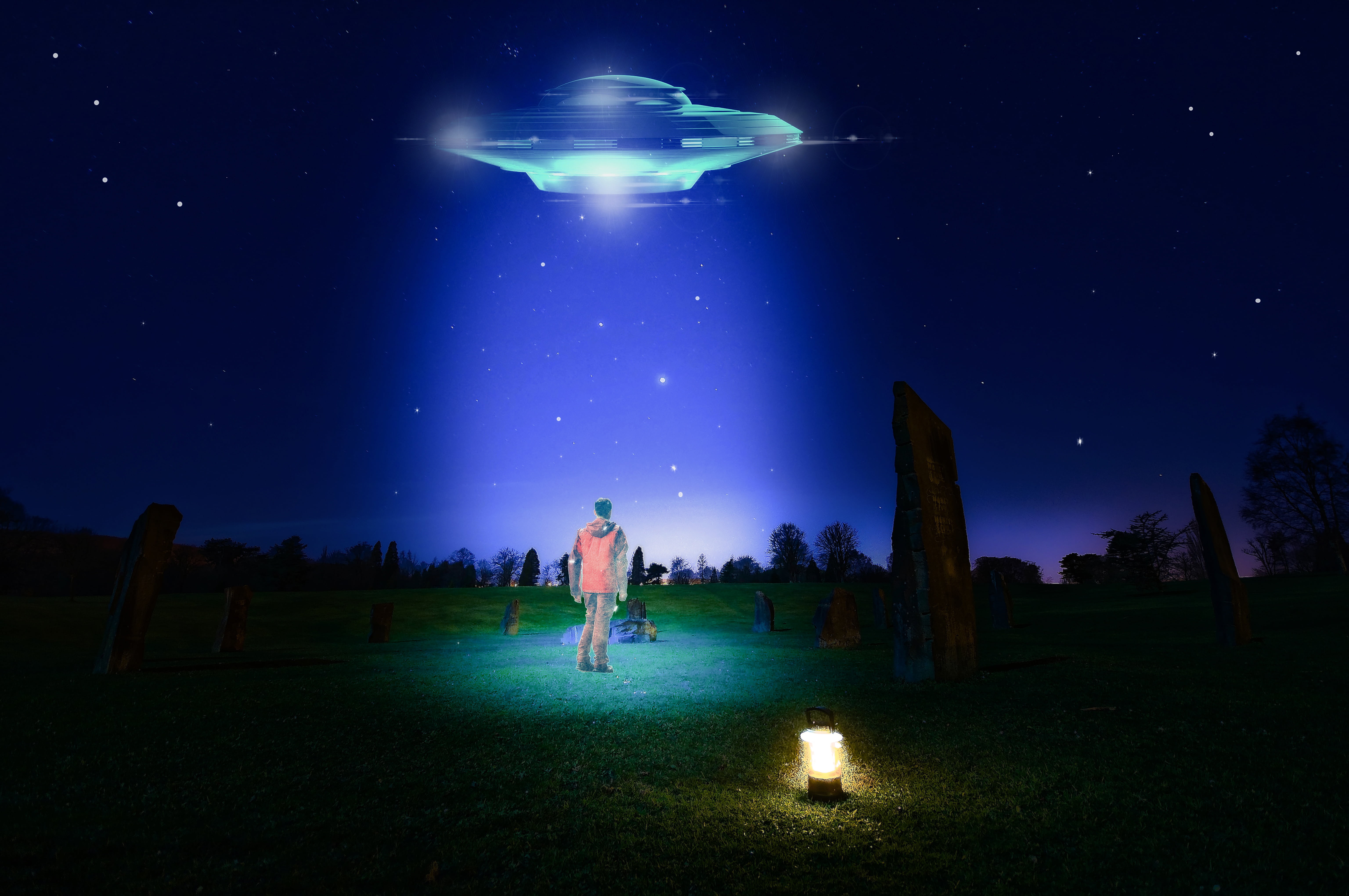 leisure activity, adults only, dark, spacecraft, full length, outdoors, digital composite, spaceship, moon, people, landscape, night photography, aliens, HD Wallpaper