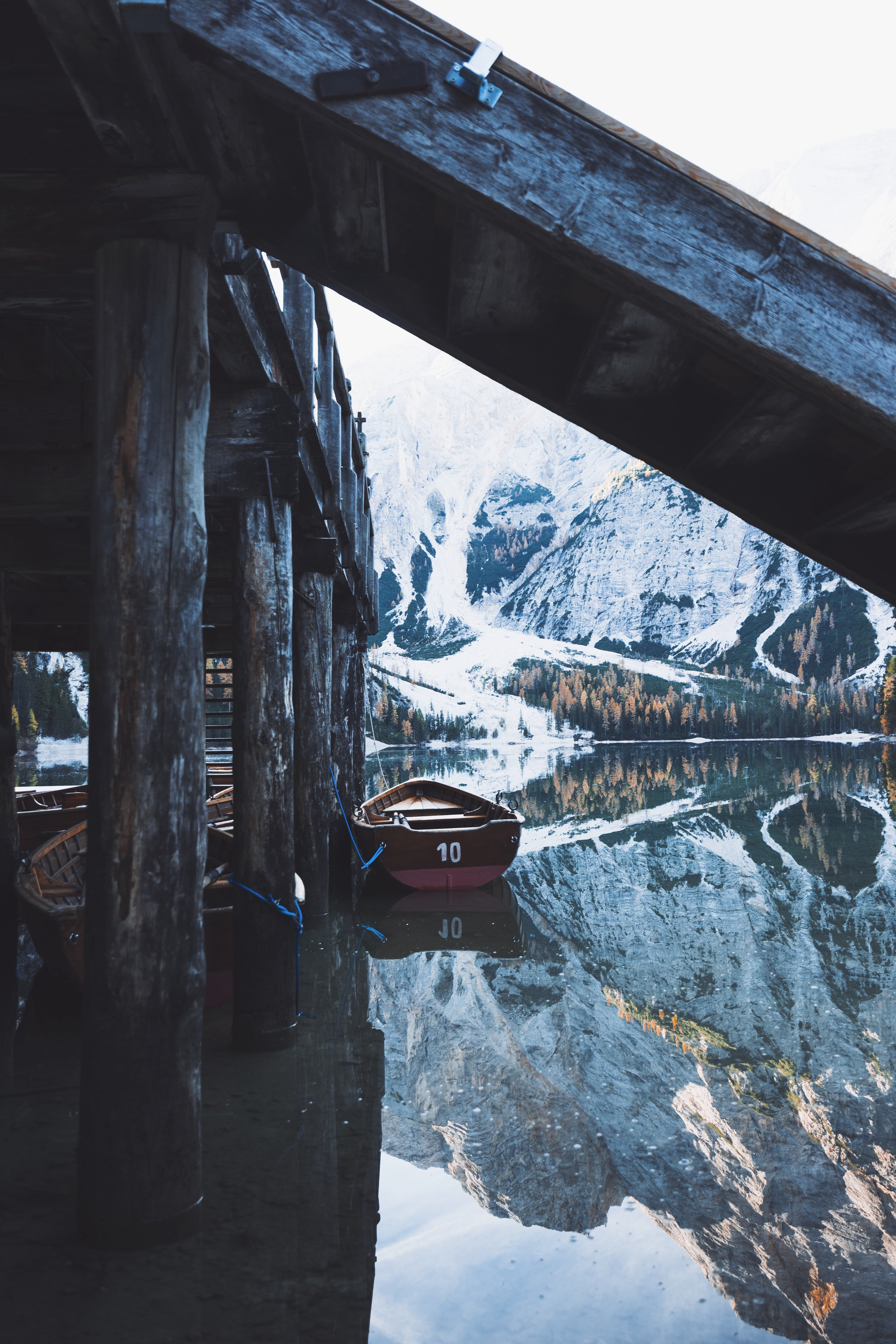 day, city, winter, reflection, canoe, building exterior, mountains, nature, built structure, transportation, architecture, arch bridge, brown, 5K, snow, Phone HD Wallpaper