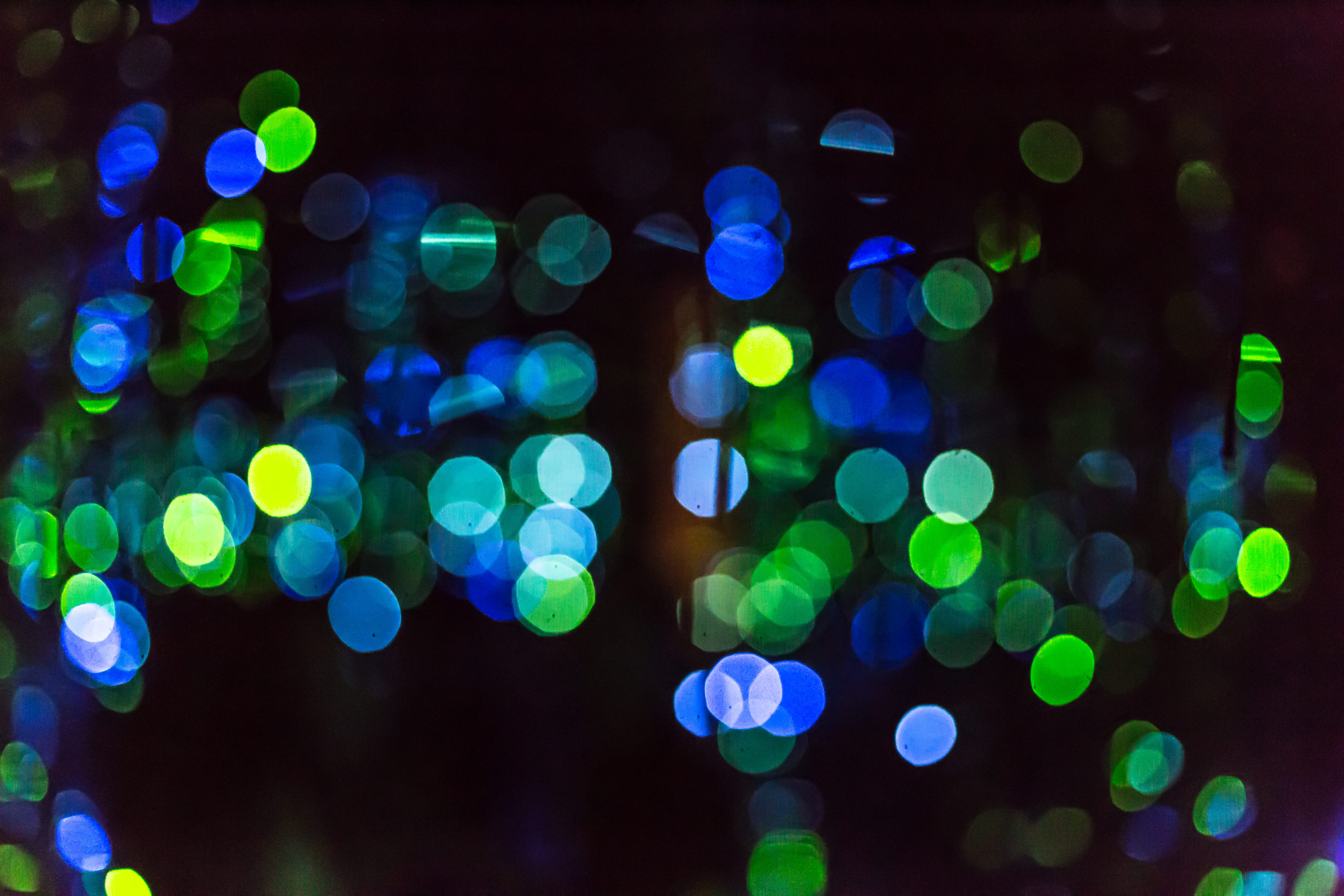 christmas, close, no people, decoration, lens flare, dots, shiny, defocused, lights, backgrounds, 5K, green, multi, black background, abstract, light - natural phenomenon, HD Wallpaper