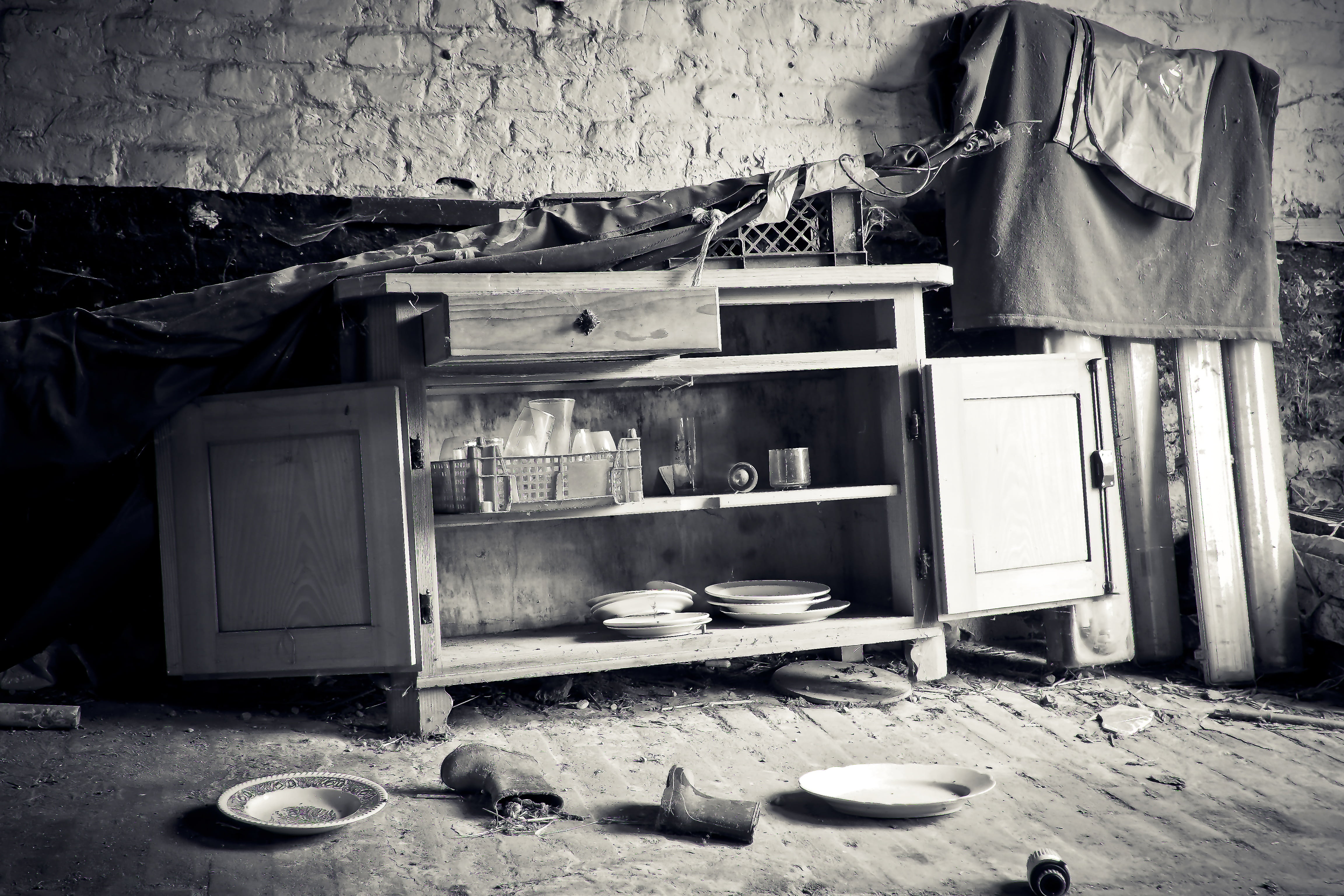inside, mystical, day, built structure, indoors, dirty, messy, mood, wall - building feature, plates, run down, pforphoto, dilapidated, lapsed, creepy, HD Wallpaper