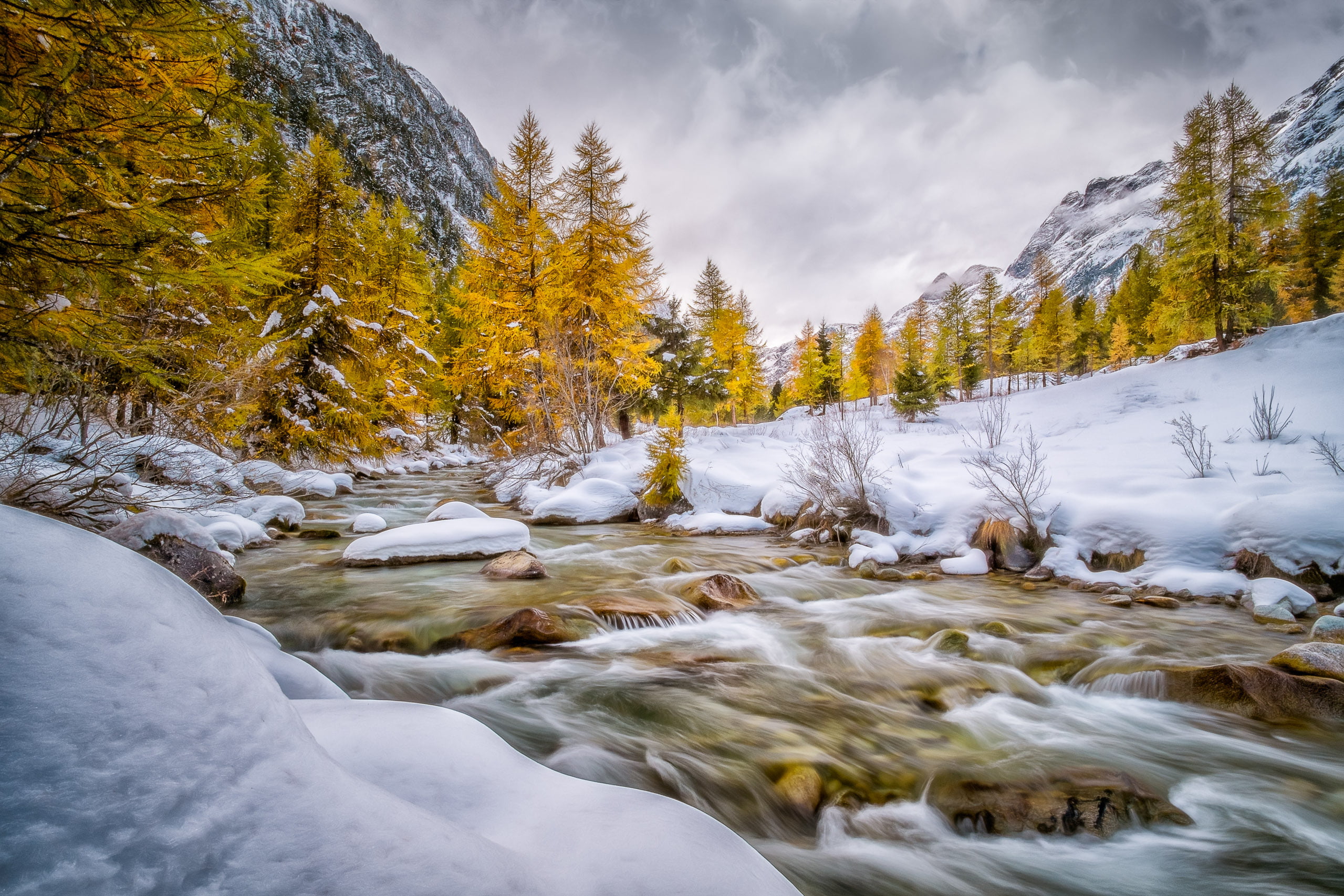 snow, cloudy, Finale, soil, winter, river, 1080P, trees, brown, mountain, stream, scenics, nature, cover, Version, outdoors, Schweiz, water, landscape, HD Wallpaper