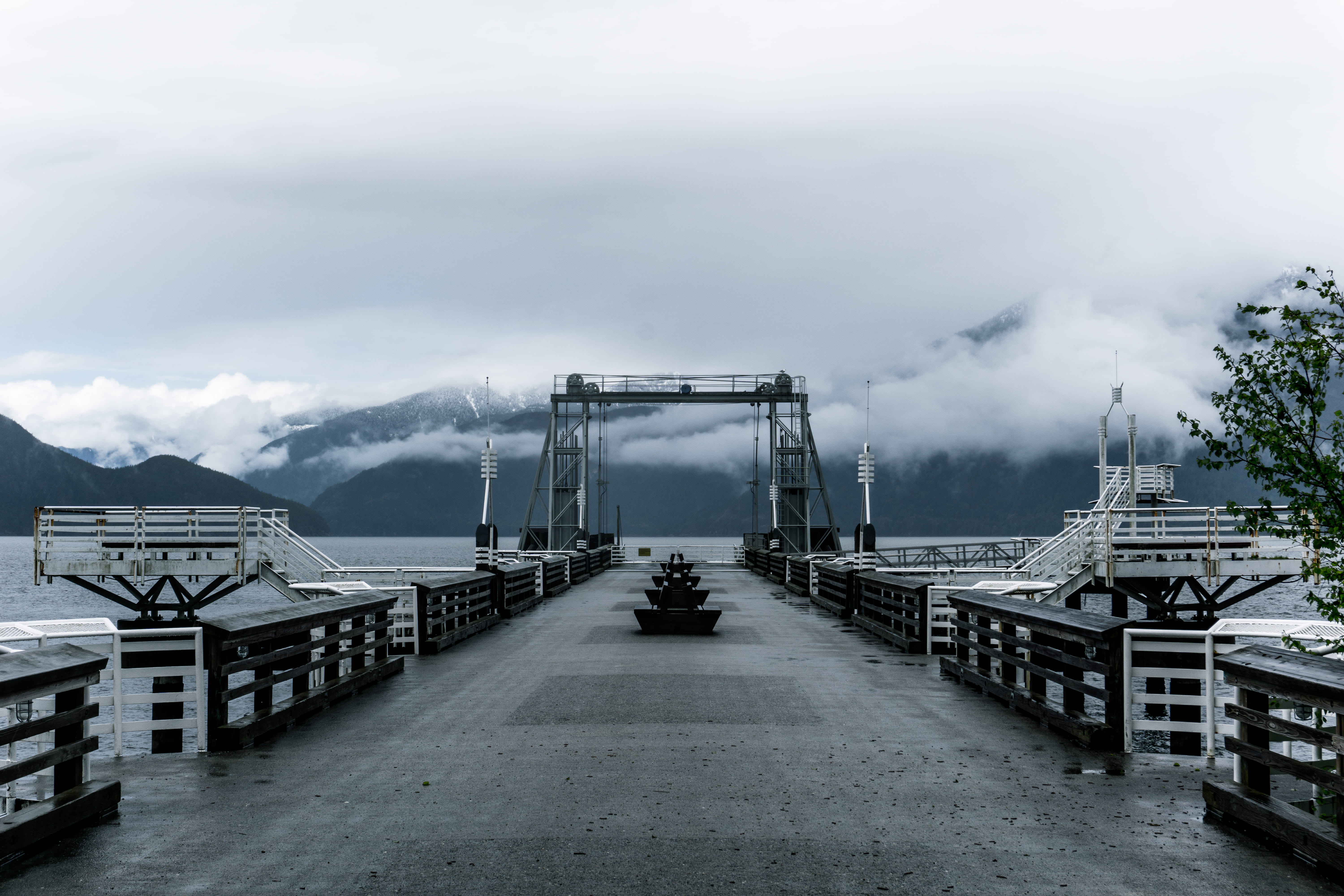 fog, water, the way forward, architecture, transportation, building exterior, direction, port, squamish-lillooet d, built structure, canada, bridge - man made structure, HD Wallpaper